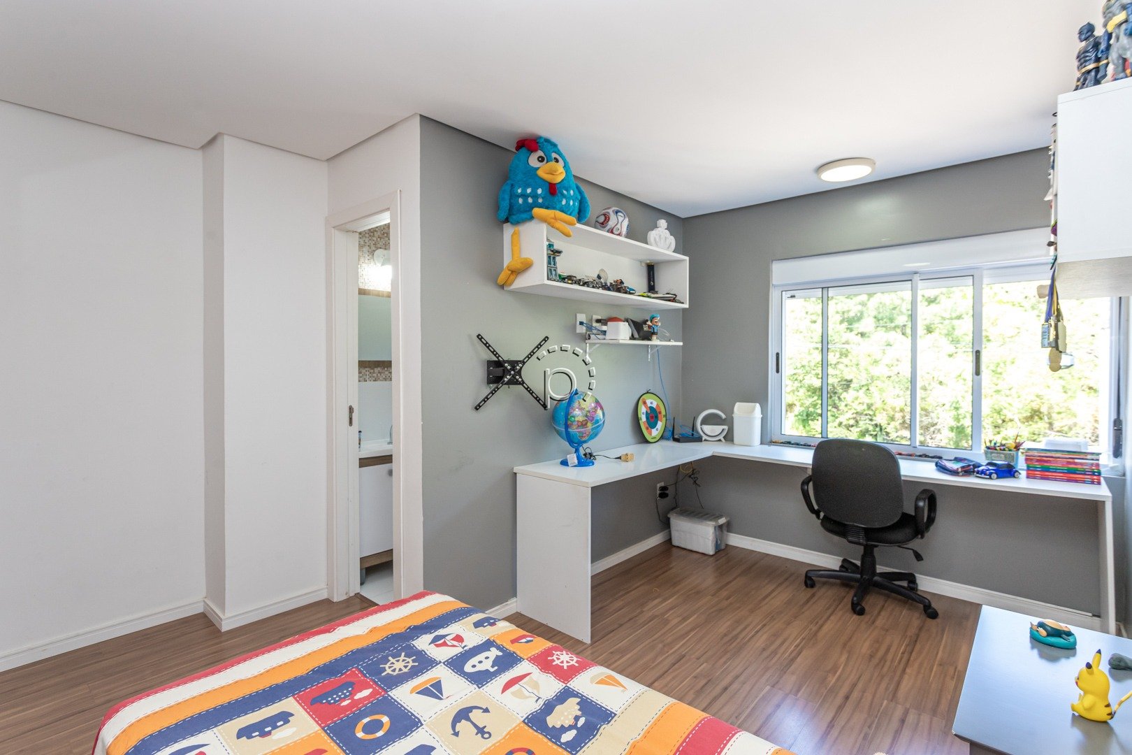 Casa para alugar com 180m², 3 quartos, 3 suítes, 3 vagas no bairro Guarujá em Porto Alegre - Foto 21