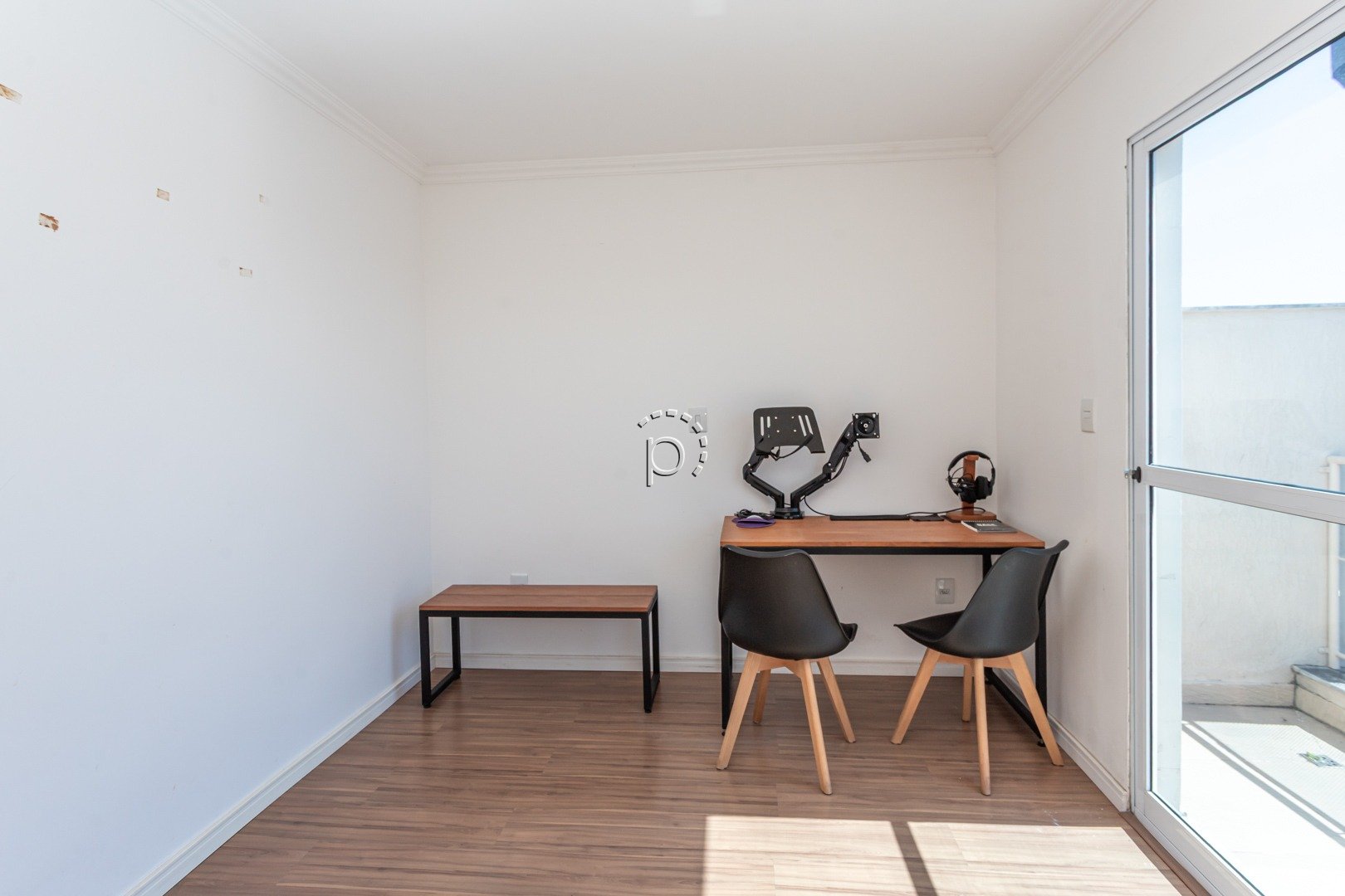 Casa para alugar com 180m², 3 quartos, 3 suítes, 3 vagas no bairro Guarujá em Porto Alegre - Foto 27