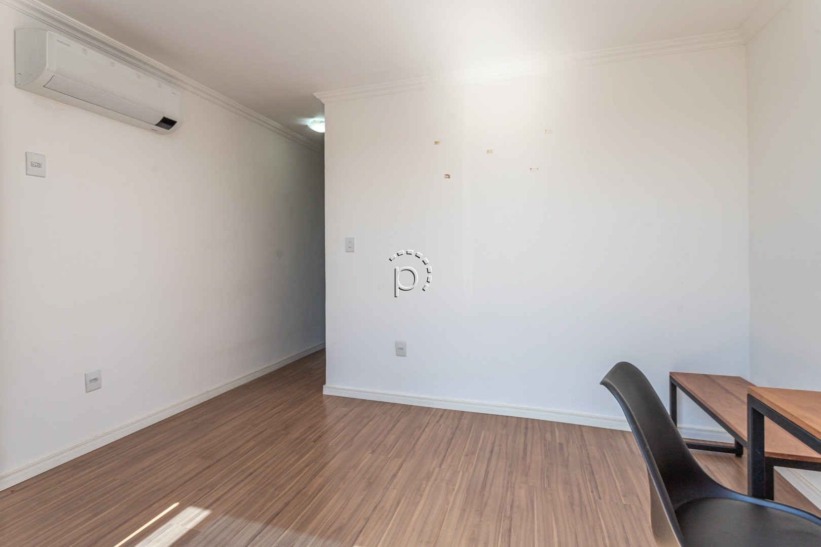 Casa para alugar com 180m², 3 quartos, 3 suítes, 3 vagas no bairro Guarujá em Porto Alegre - Foto 29