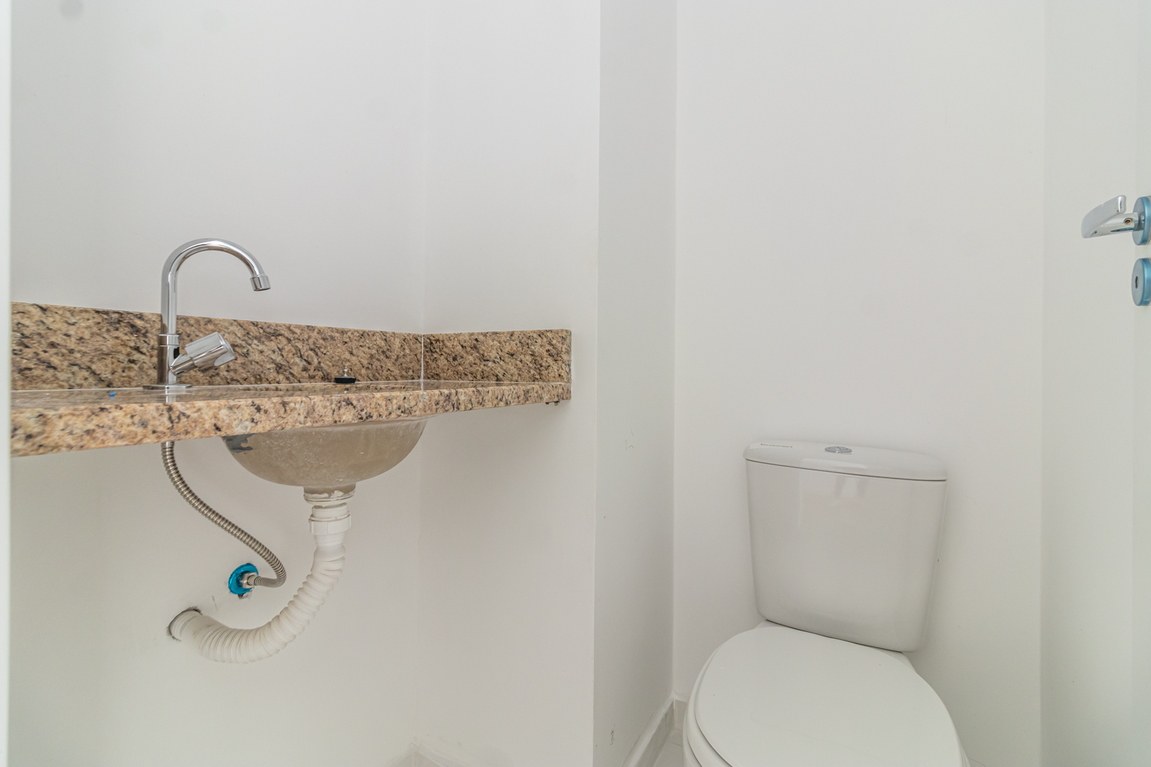 Apartamento para alugar com 86m², 2 quartos, 3 suítes, 2 vagas no bairro Tristeza em Porto Alegre - Foto 7