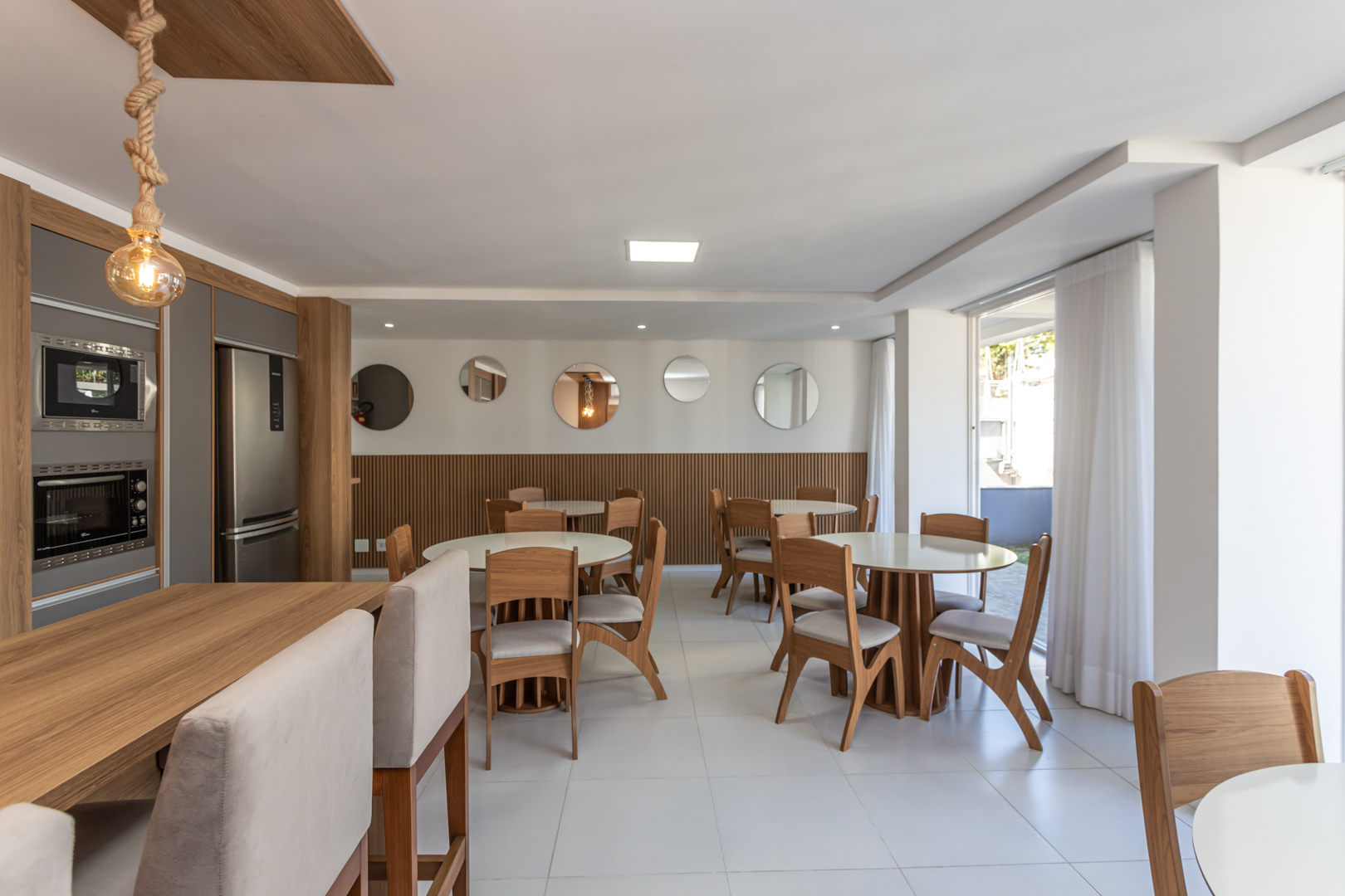 Apartamento para alugar com 86m², 2 quartos, 3 suítes, 2 vagas no bairro Tristeza em Porto Alegre - Foto 31