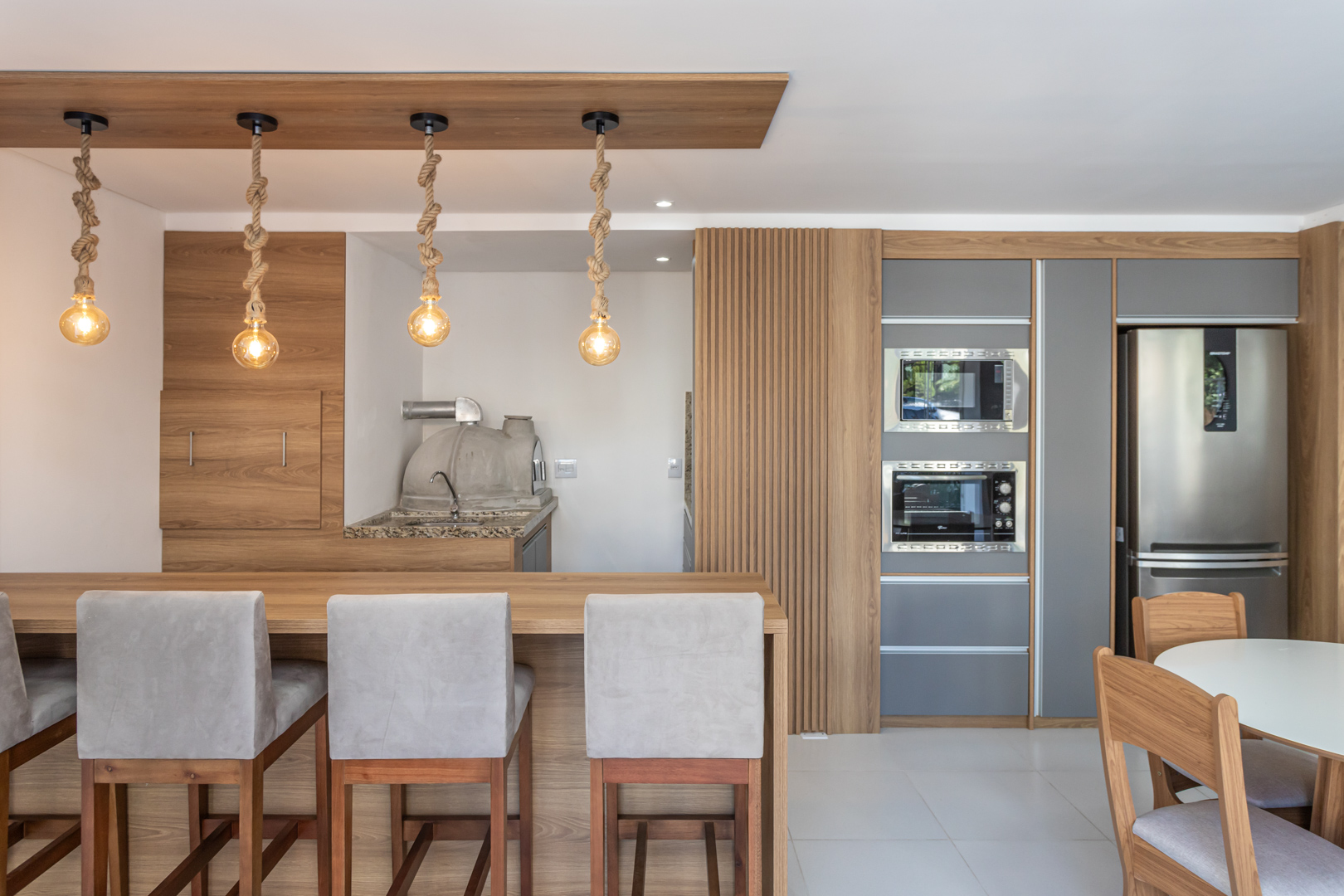 Apartamento para alugar com 86m², 2 quartos, 3 suítes, 2 vagas no bairro Tristeza em Porto Alegre - Foto 32