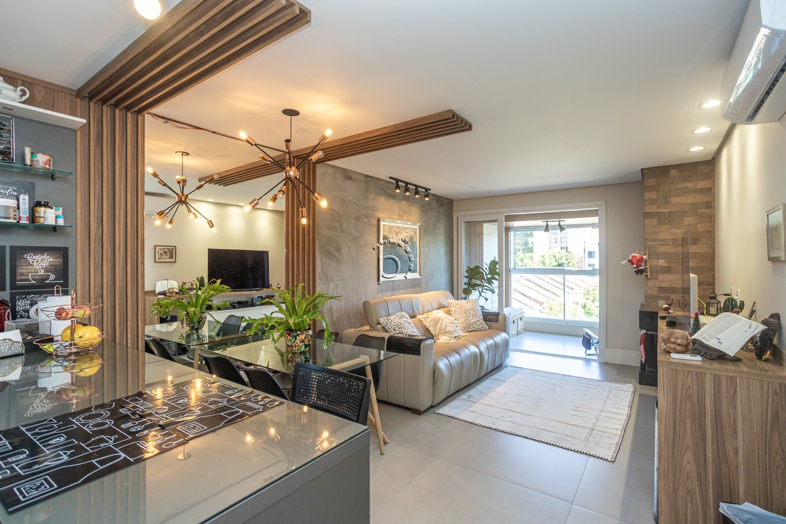 Apartamento à venda com 98m², 3 quartos, 2 suítes, 2 vagas no bairro Tristeza em Porto Alegre