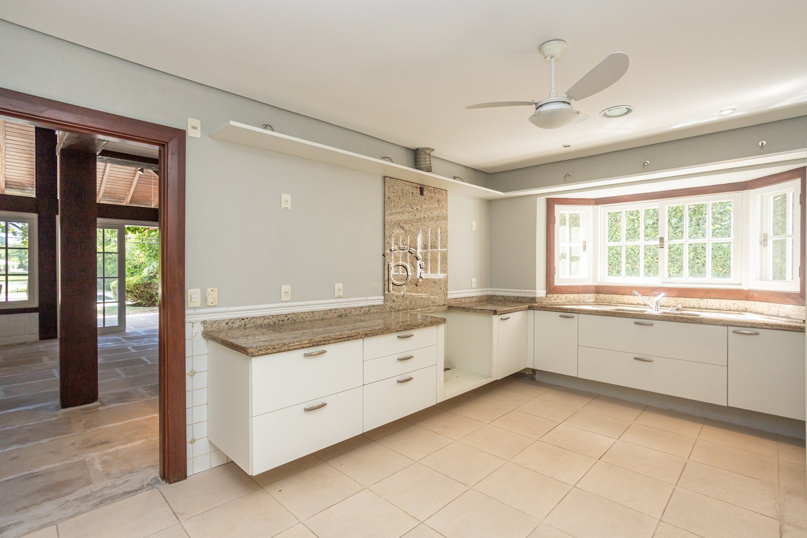 Casa em Condomínio à venda com 491m², 4 quartos, 4 suítes, 4 vagas no bairro Terra Ville em Porto Alegre - Foto 15