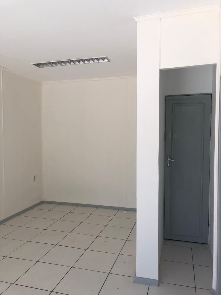 Loja para alugar com 53m² no bairro Tristeza em Porto Alegre - Foto 15