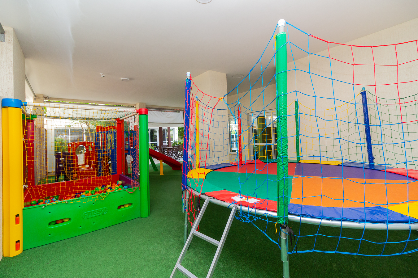 Apartamento para alugar com 90m², 2 quartos no bairro Tristeza em Porto Alegre - Foto 51