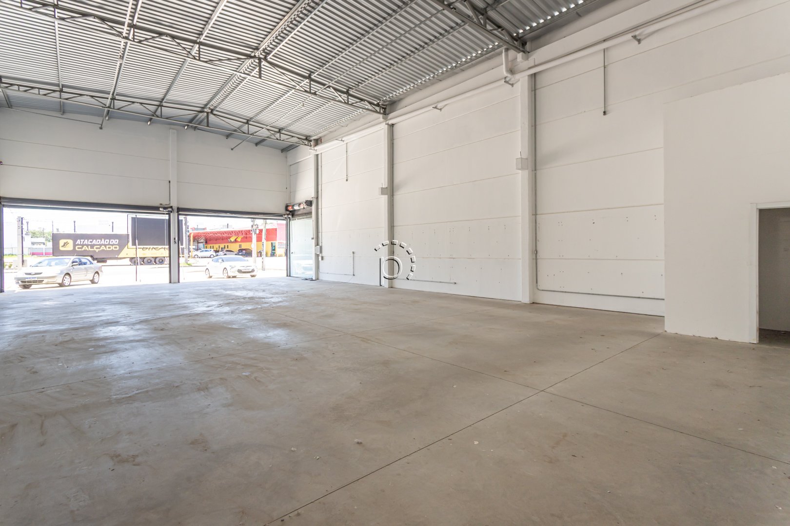 Loja para alugar com 240m² no bairro Hípica em Porto Alegre