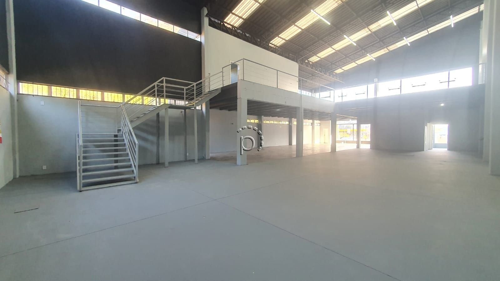 Loja para alugar com 640m² no bairro Hípica em Porto Alegre