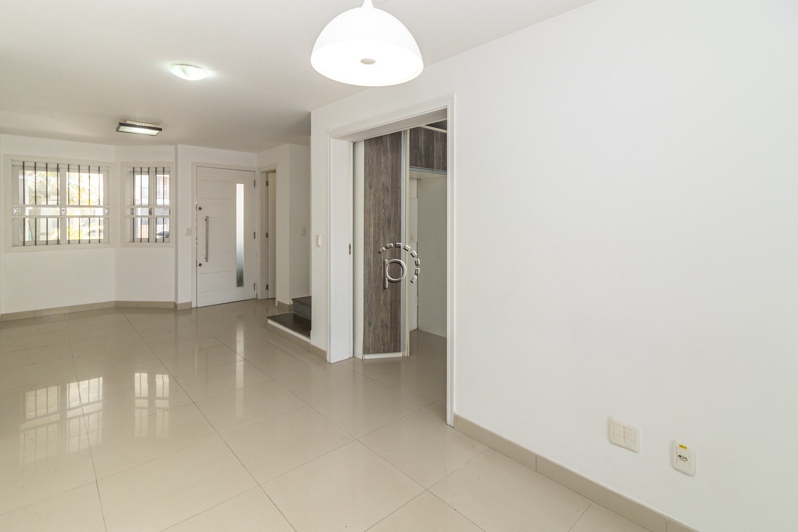 Casa em Condomínio para alugar com 133m², 3 quartos, 1 suíte, 3 vagas no bairro Hípica em Porto Alegre - Foto 5