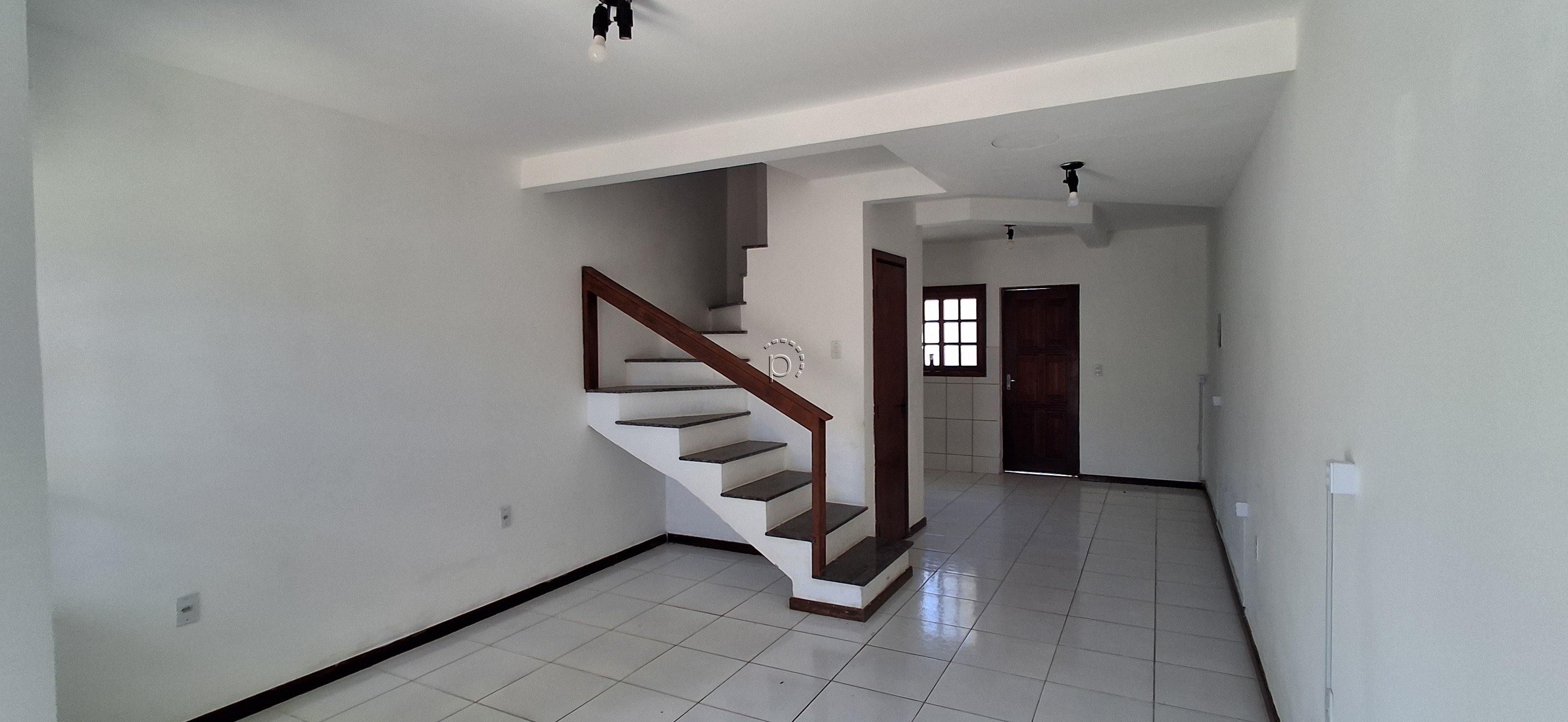 Casa para alugar com 80m², 3 quartos, 1 vaga no bairro Hípica em Porto Alegre - Foto 2