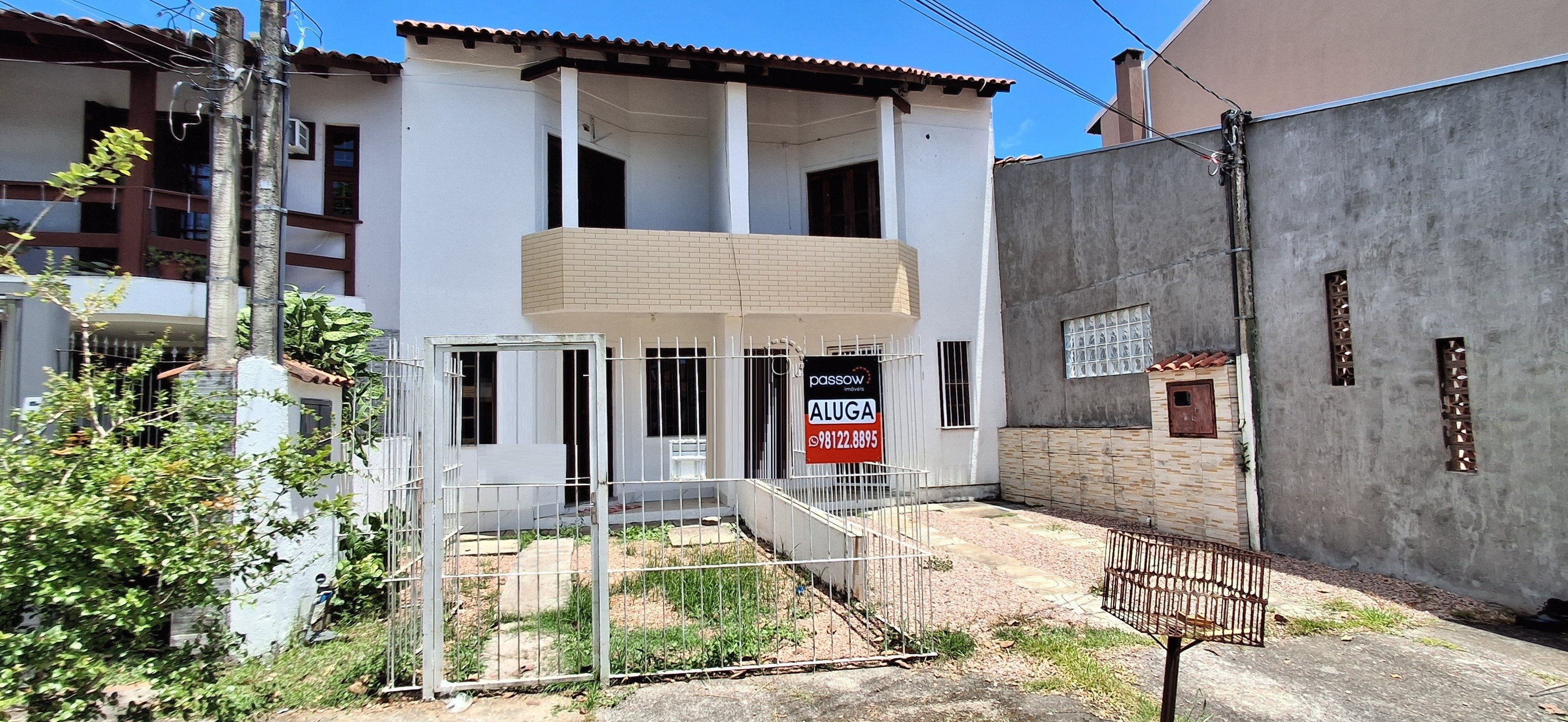 Casa para alugar com 80m², 3 quartos, 1 vaga no bairro Hípica em Porto Alegre