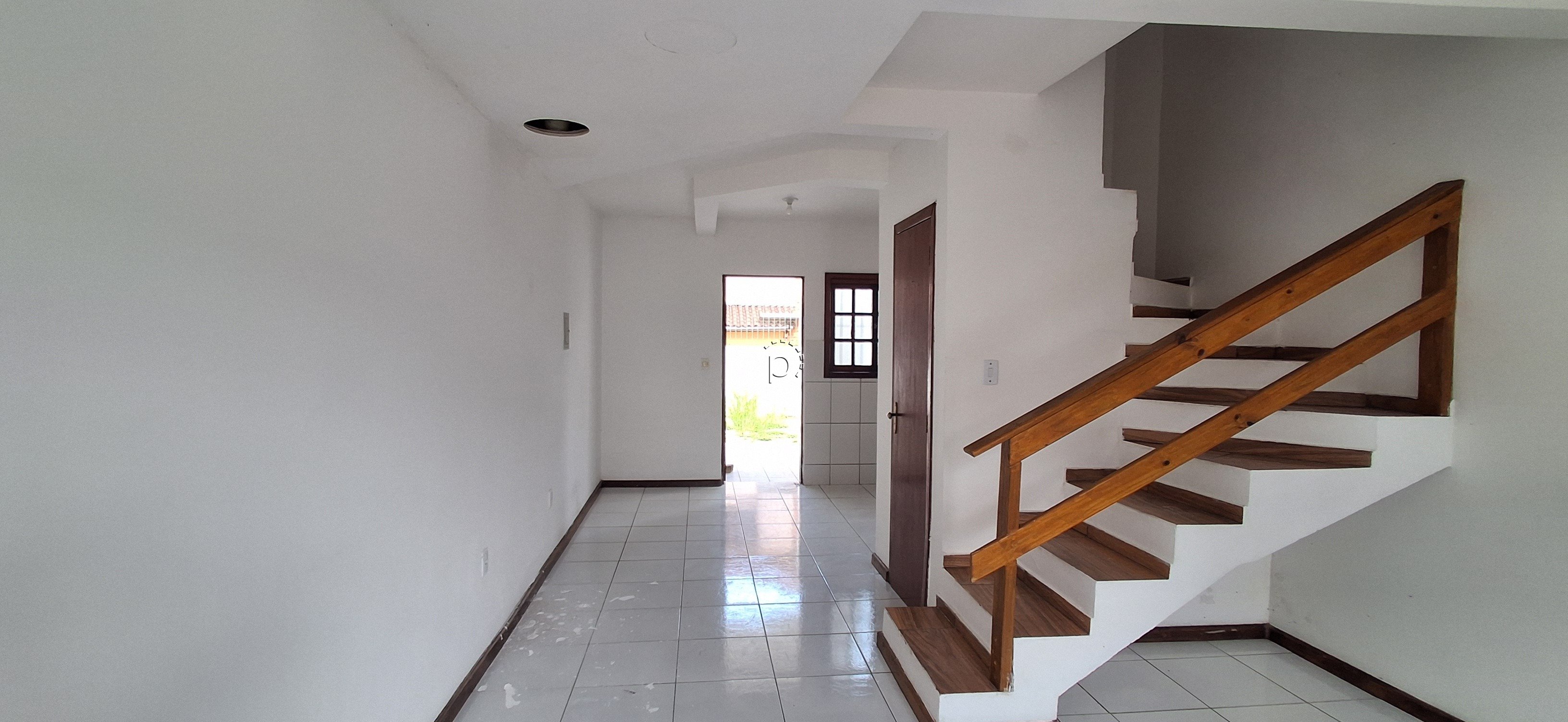 Casa para alugar com 80m², 3 quartos, 1 vaga no bairro Hípica em Porto Alegre - Foto 2