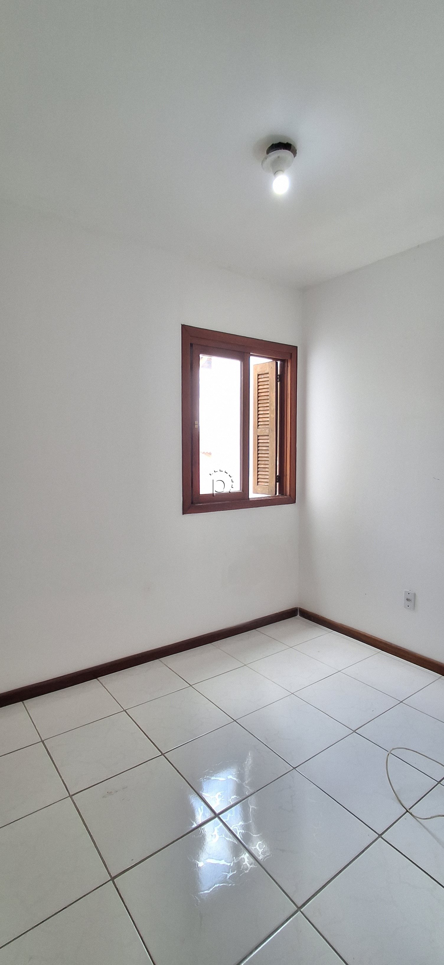 Casa para alugar com 80m², 3 quartos, 1 vaga no bairro Hípica em Porto Alegre - Foto 6