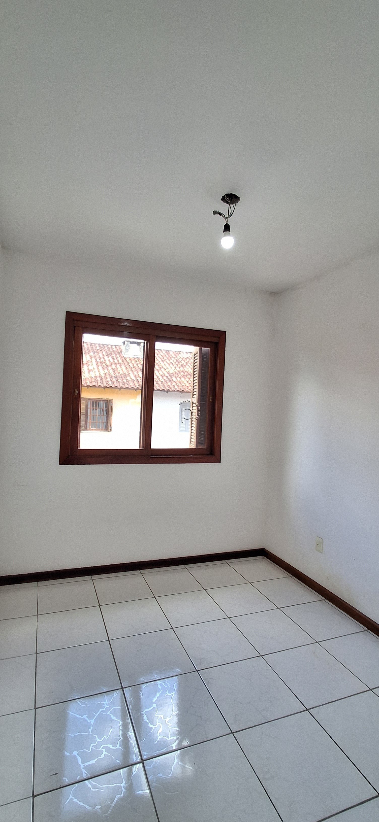 Casa para alugar com 80m², 3 quartos, 1 vaga no bairro Hípica em Porto Alegre - Foto 8