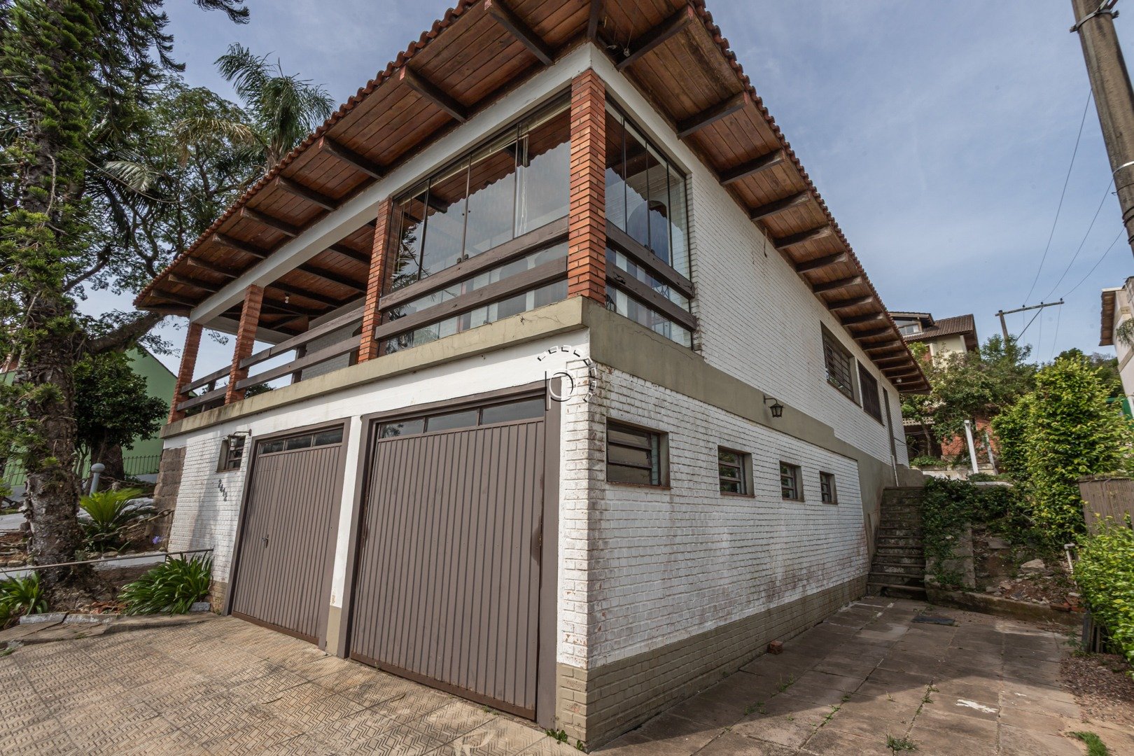 Casa para alugar com 262m², 2 quartos, 2 suítes, 2 vagas no bairro Ipanema em Porto Alegre - Foto 2