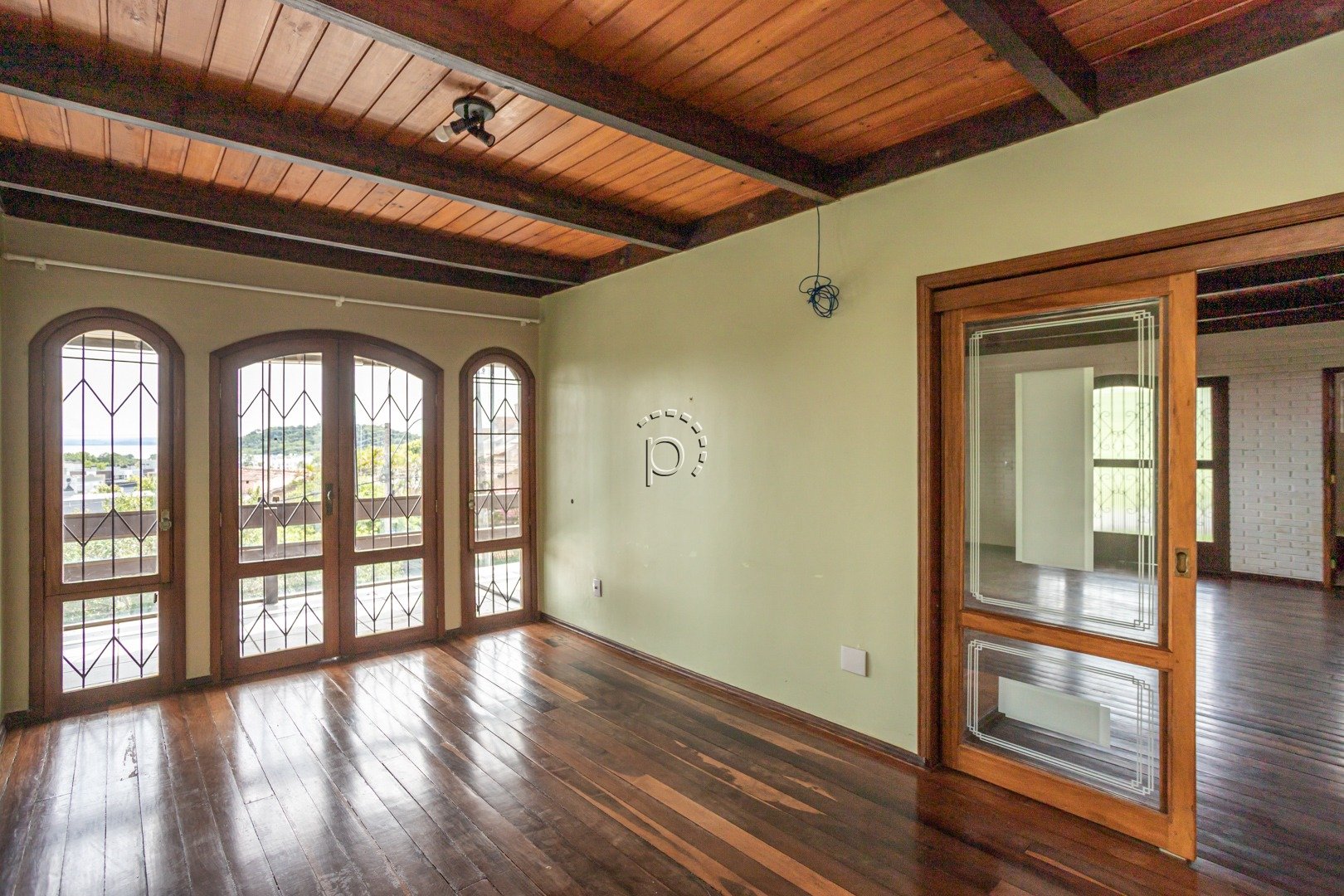 Casa para alugar com 262m², 2 quartos, 2 suítes, 2 vagas no bairro Ipanema em Porto Alegre - Foto 9