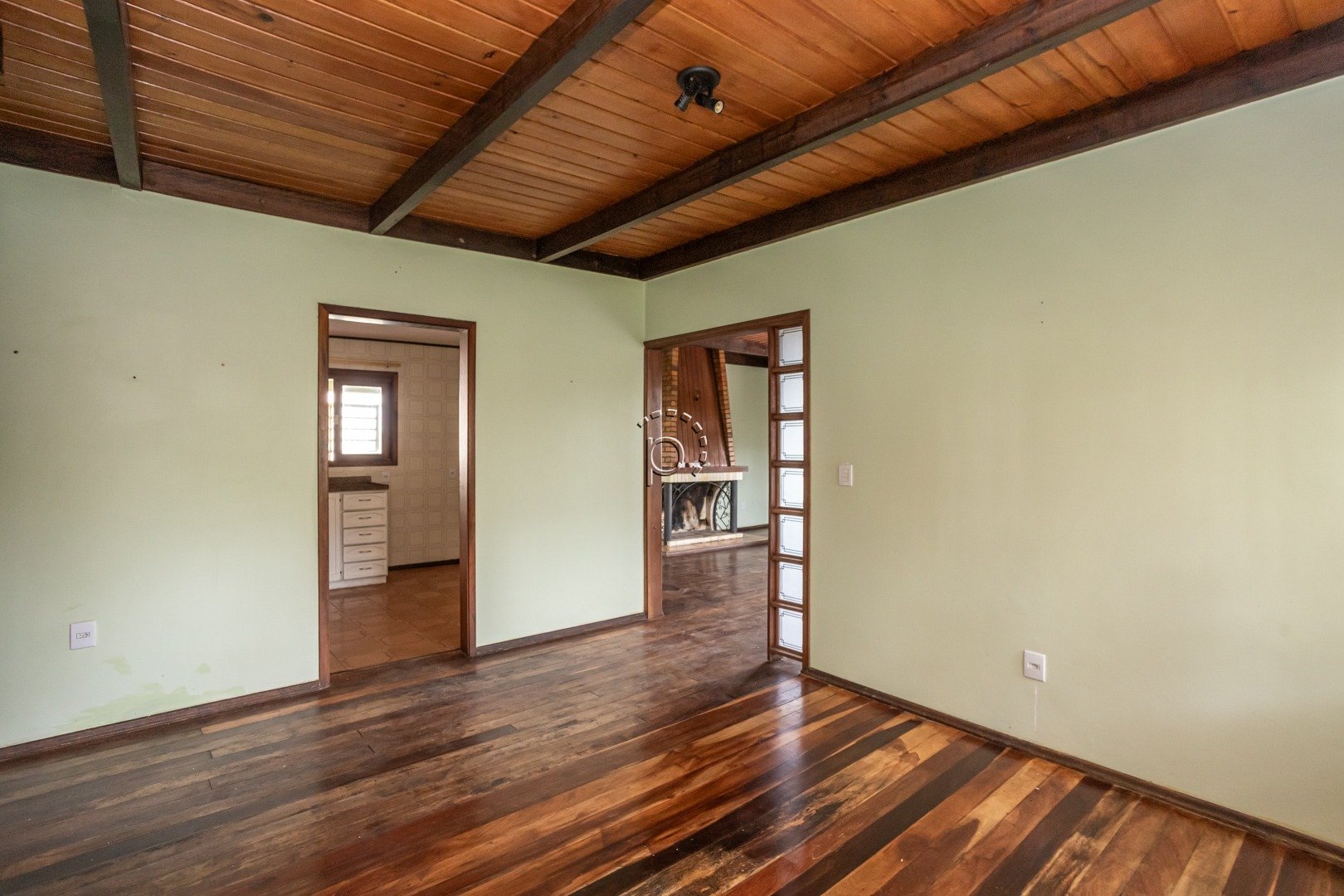 Casa para alugar com 262m², 2 quartos, 2 suítes, 2 vagas no bairro Ipanema em Porto Alegre - Foto 12