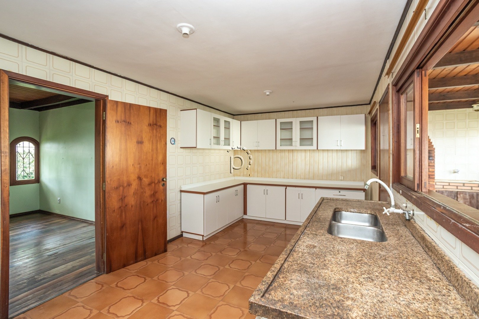 Casa para alugar com 262m², 2 quartos, 2 suítes, 2 vagas no bairro Ipanema em Porto Alegre - Foto 14