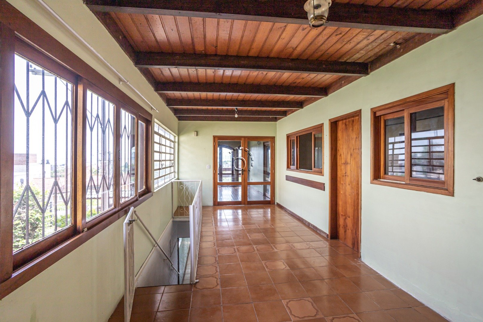 Casa para alugar com 262m², 2 quartos, 2 suítes, 2 vagas no bairro Ipanema em Porto Alegre - Foto 30