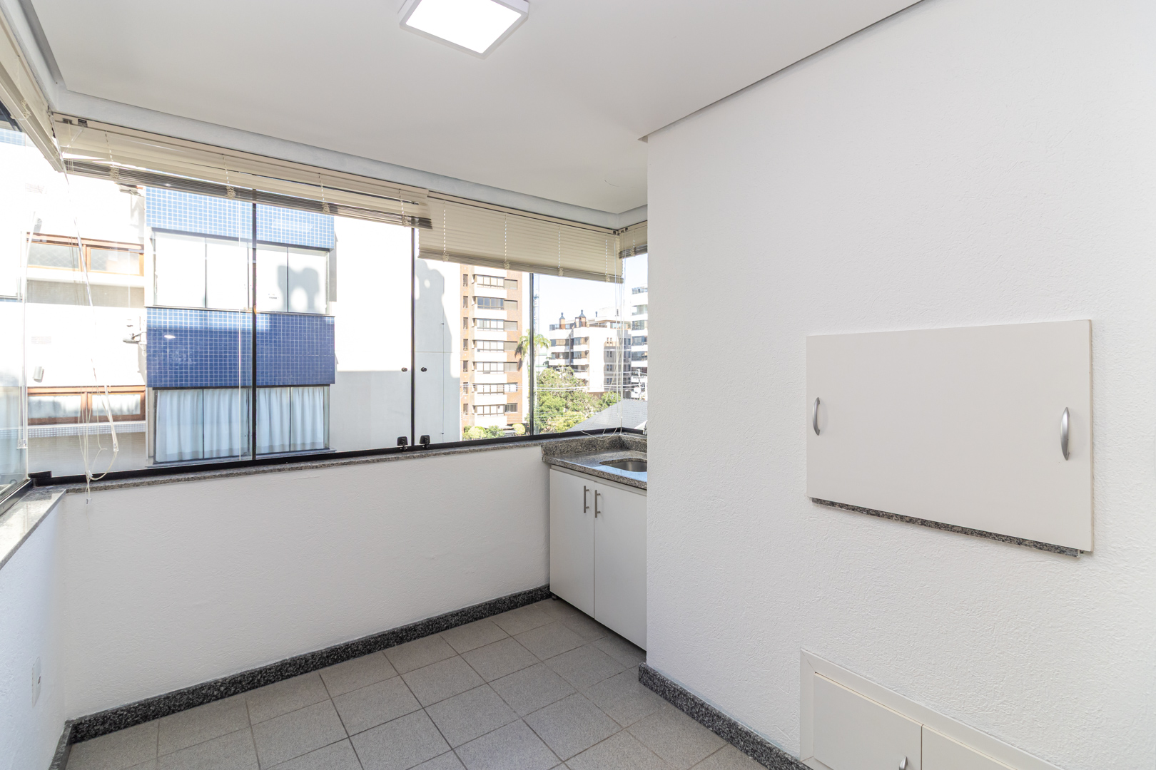 Apartamento para alugar com 76m², 2 quartos no bairro Tristeza em Porto Alegre - Foto 5