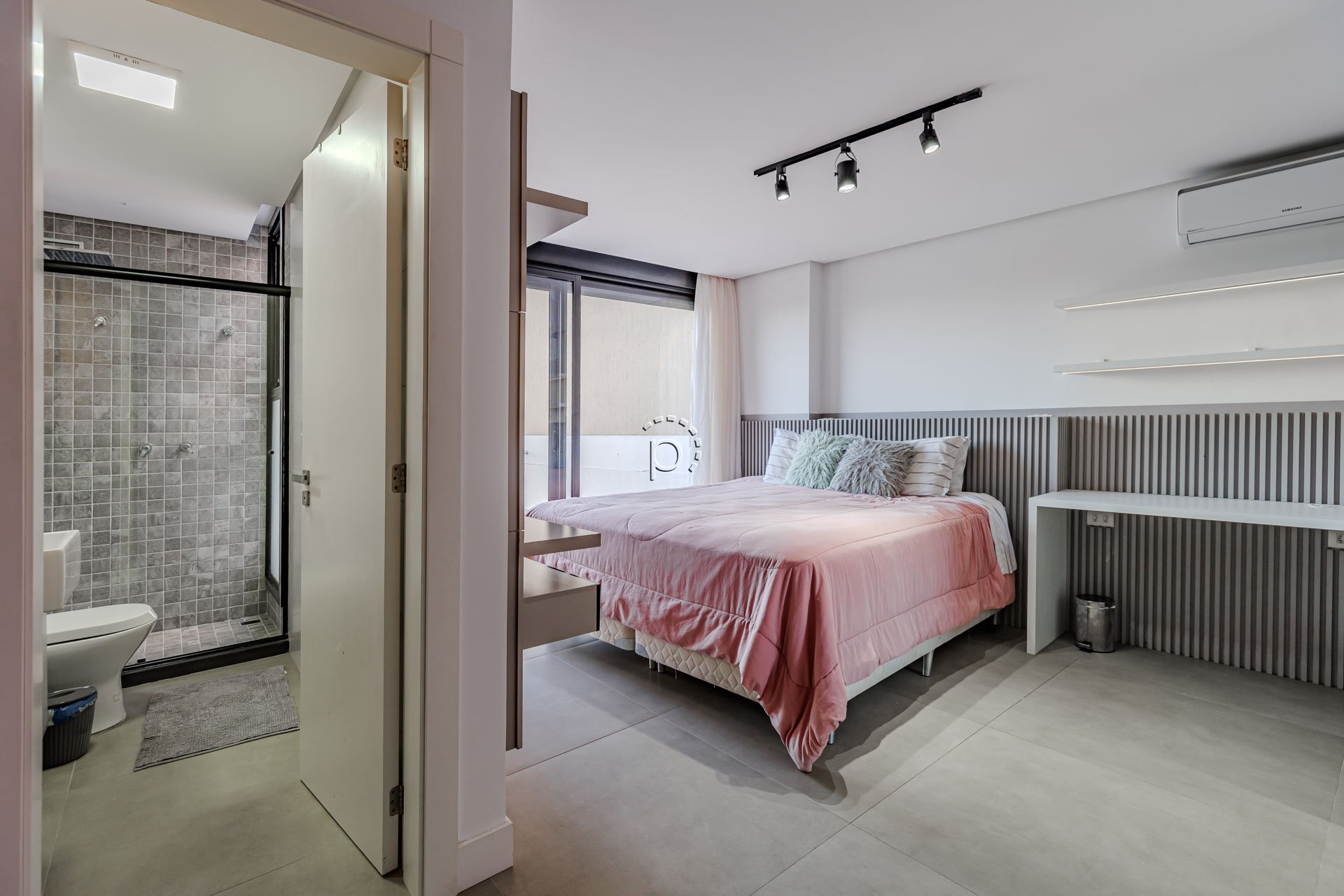 Casa à venda com 380m², 4 quartos, 4 suítes, 4 vagas no bairro Vila Assunção em Porto Alegre - Foto 19