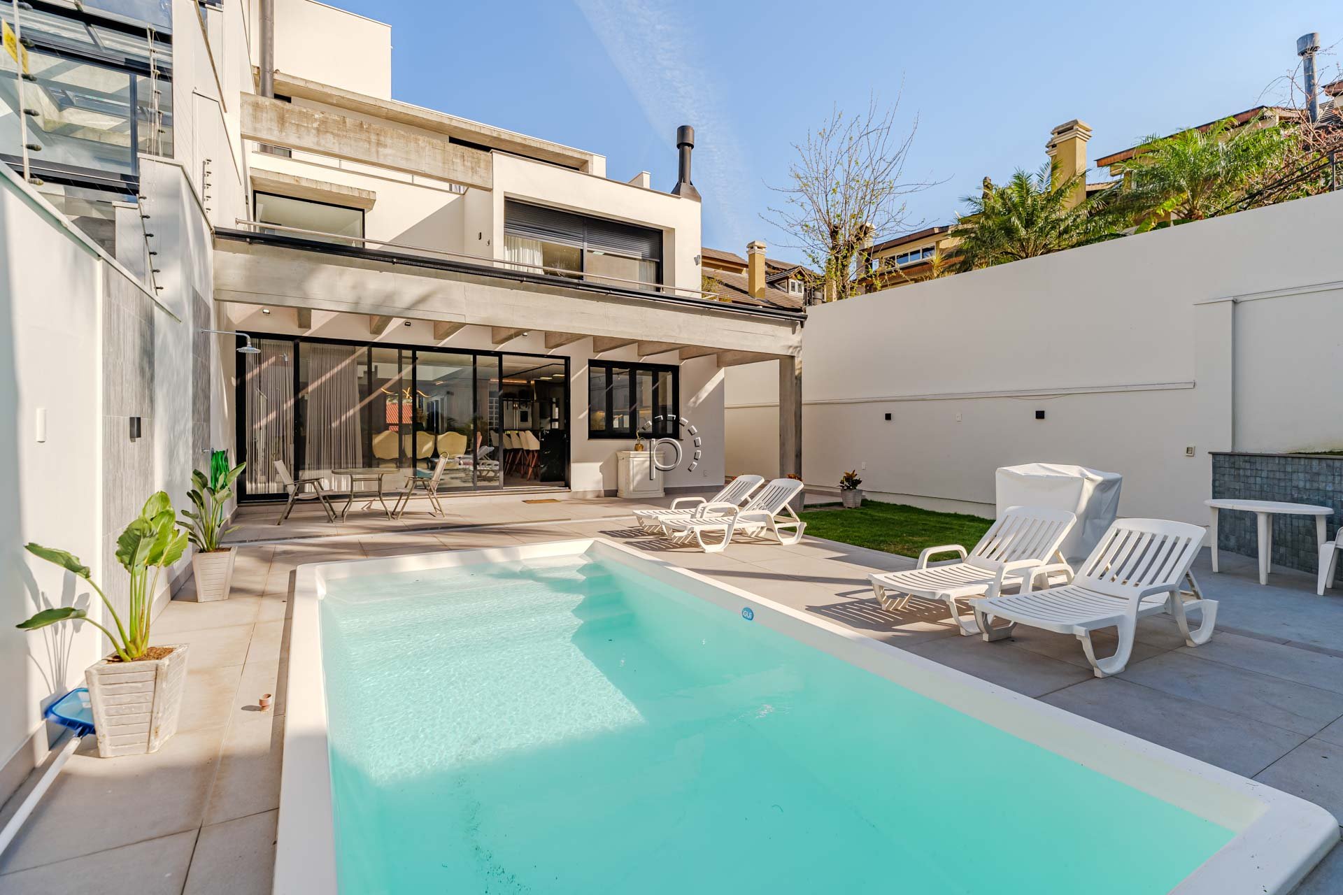 Casa à venda com 380m², 4 quartos, 4 suítes, 4 vagas no bairro Vila Assunção em Porto Alegre - Foto 38