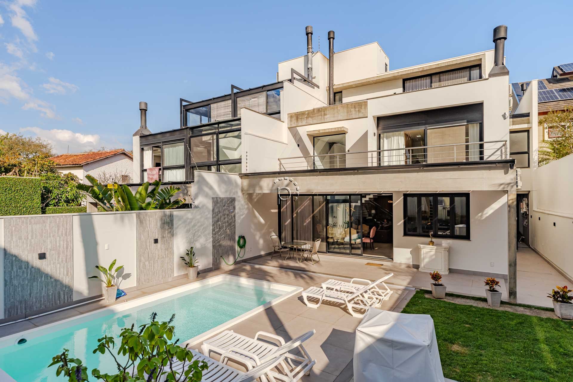 Casa à venda com 380m², 4 quartos, 4 suítes, 4 vagas no bairro Vila Assunção em Porto Alegre - Foto 36