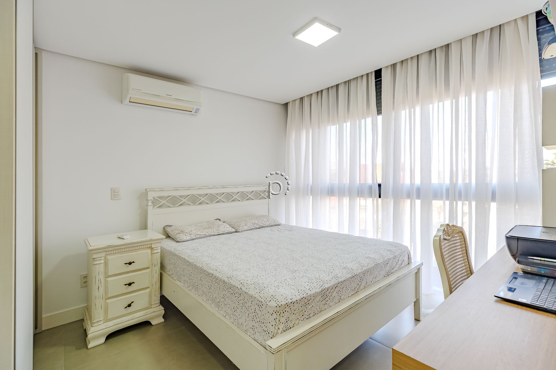 Casa à venda com 380m², 4 quartos, 4 suítes, 4 vagas no bairro Vila Assunção em Porto Alegre - Foto 25