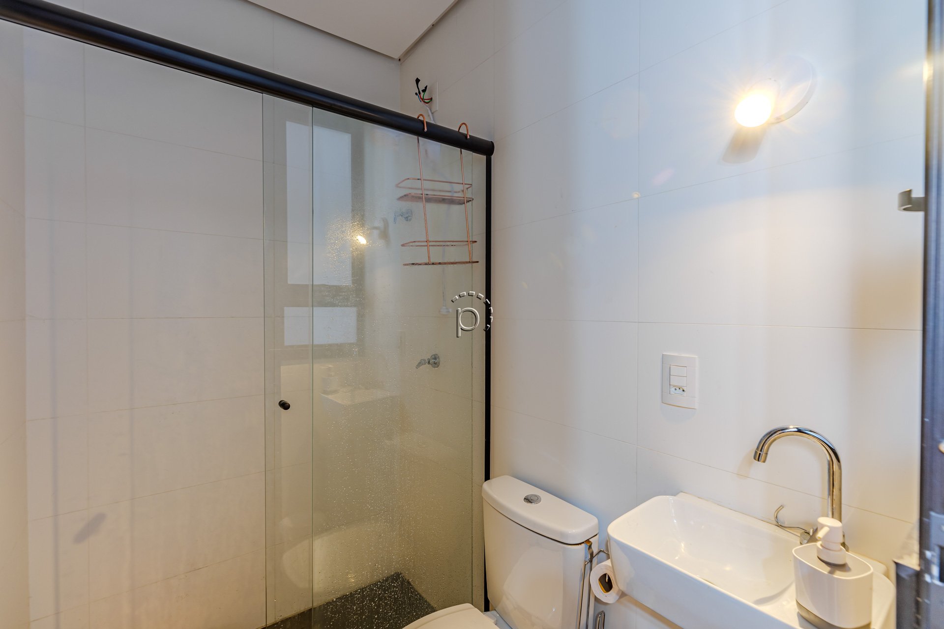 Casa à venda com 380m², 4 quartos, 4 suítes, 4 vagas no bairro Vila Assunção em Porto Alegre - Foto 17