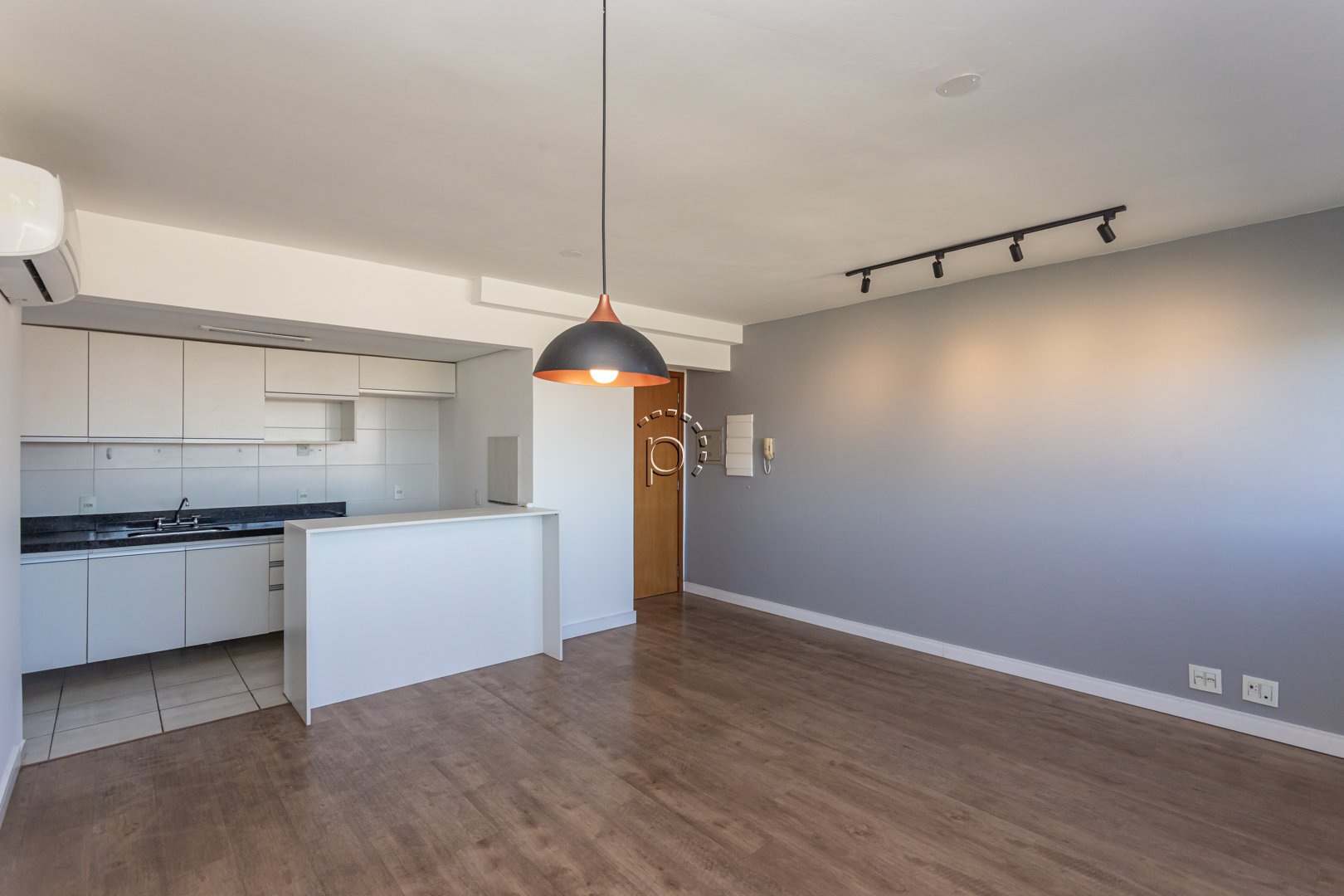 Apartamento à venda com 65m², 2 quartos, 1 vaga no bairro Tristeza em Porto Alegre - Foto 2