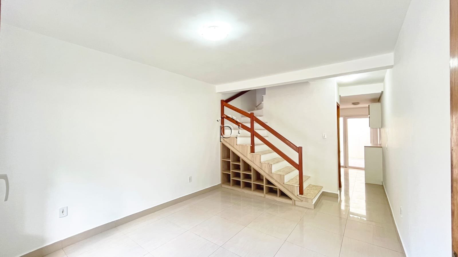 Casa em Condomínio para alugar com 100m², 2 quartos, 1 vaga no bairro Hípica em Porto Alegre - Foto 3