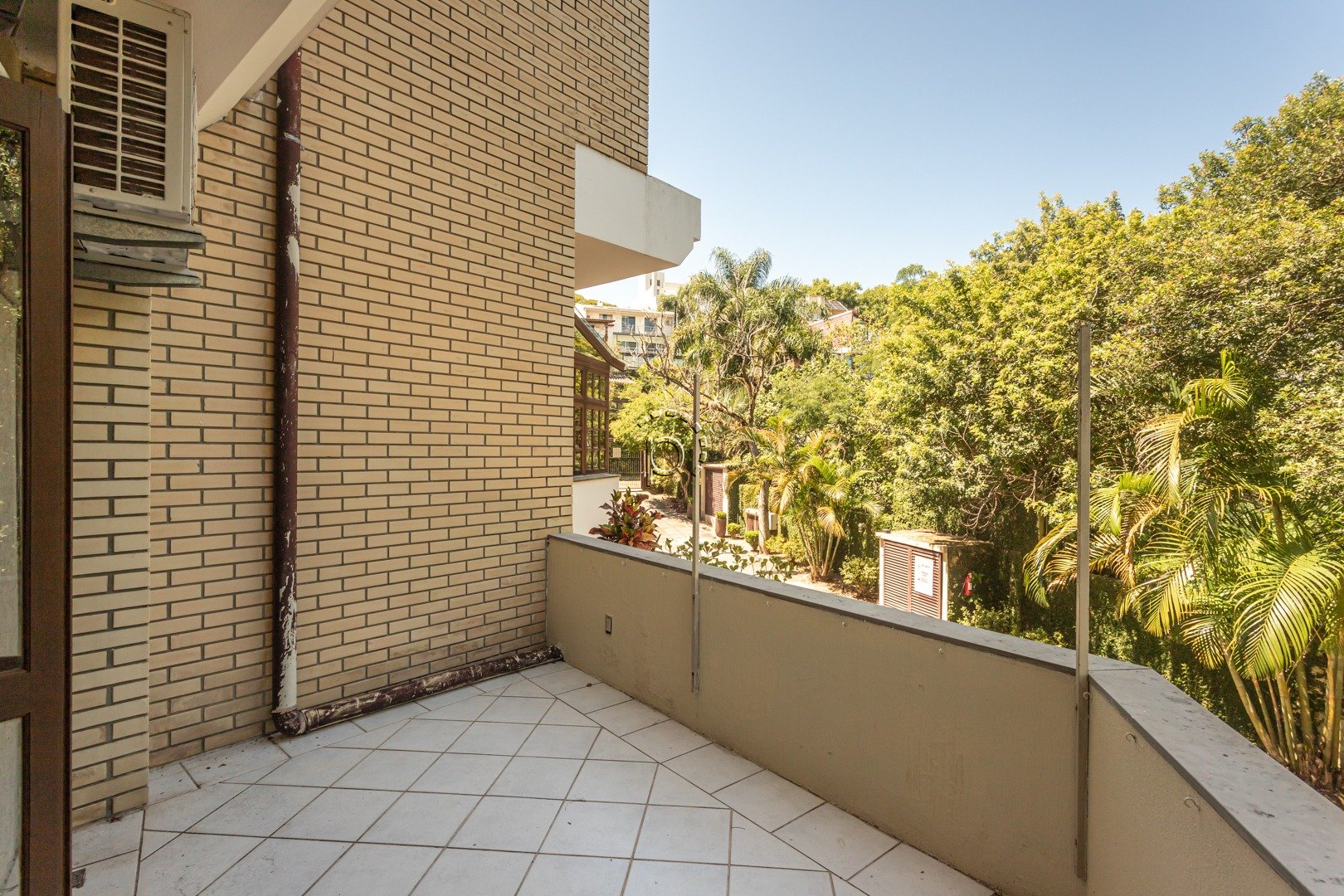 Casa em Condomínio para alugar com 318m², 4 quartos, 4 suítes, 4 vagas no bairro Tristeza em Porto Alegre - Foto 7