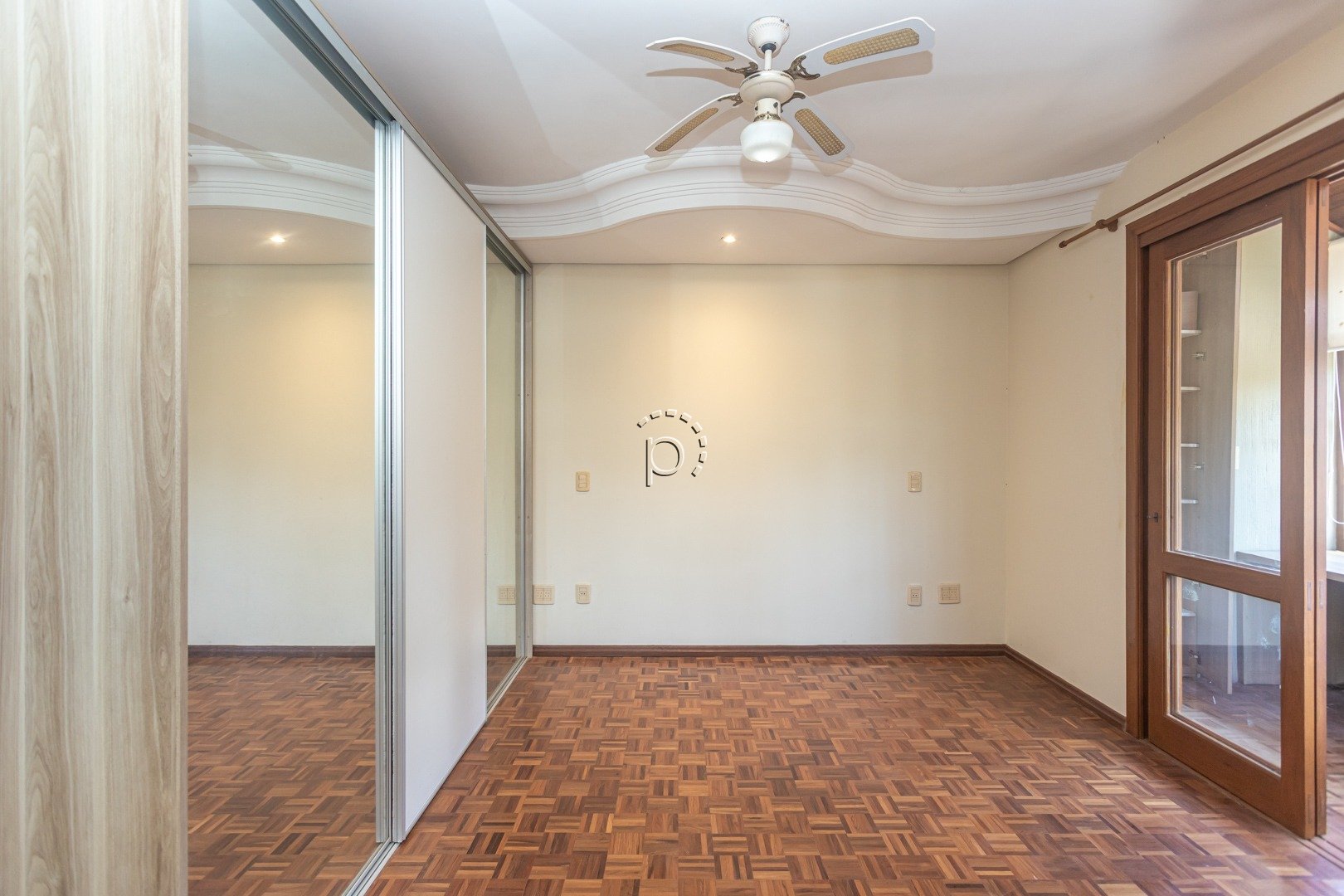 Casa em Condomínio para alugar com 318m², 4 quartos, 4 suítes, 4 vagas no bairro Tristeza em Porto Alegre - Foto 30