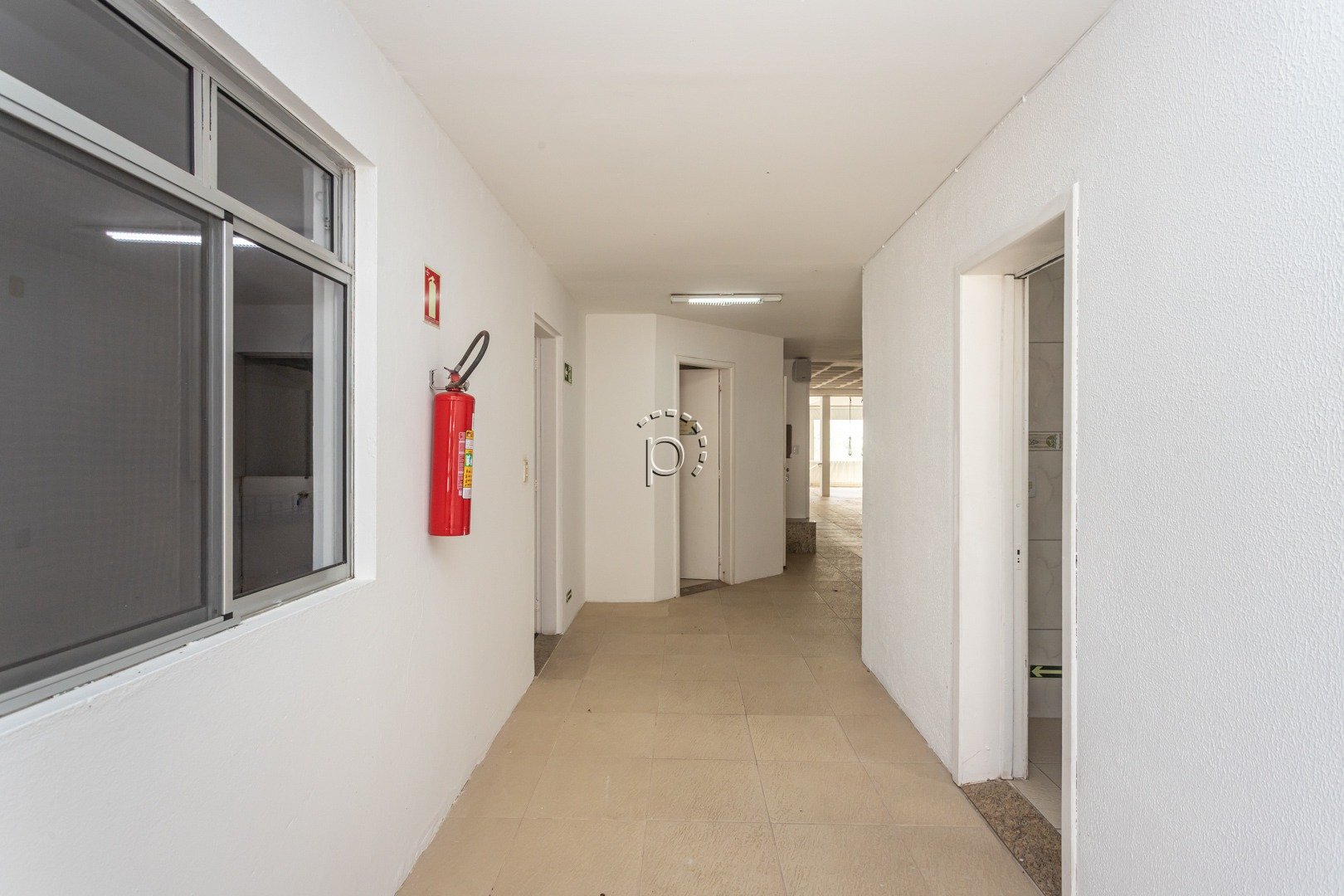 Prédio Comercial à venda com 750m² no bairro Tristeza em Porto Alegre - Foto 32