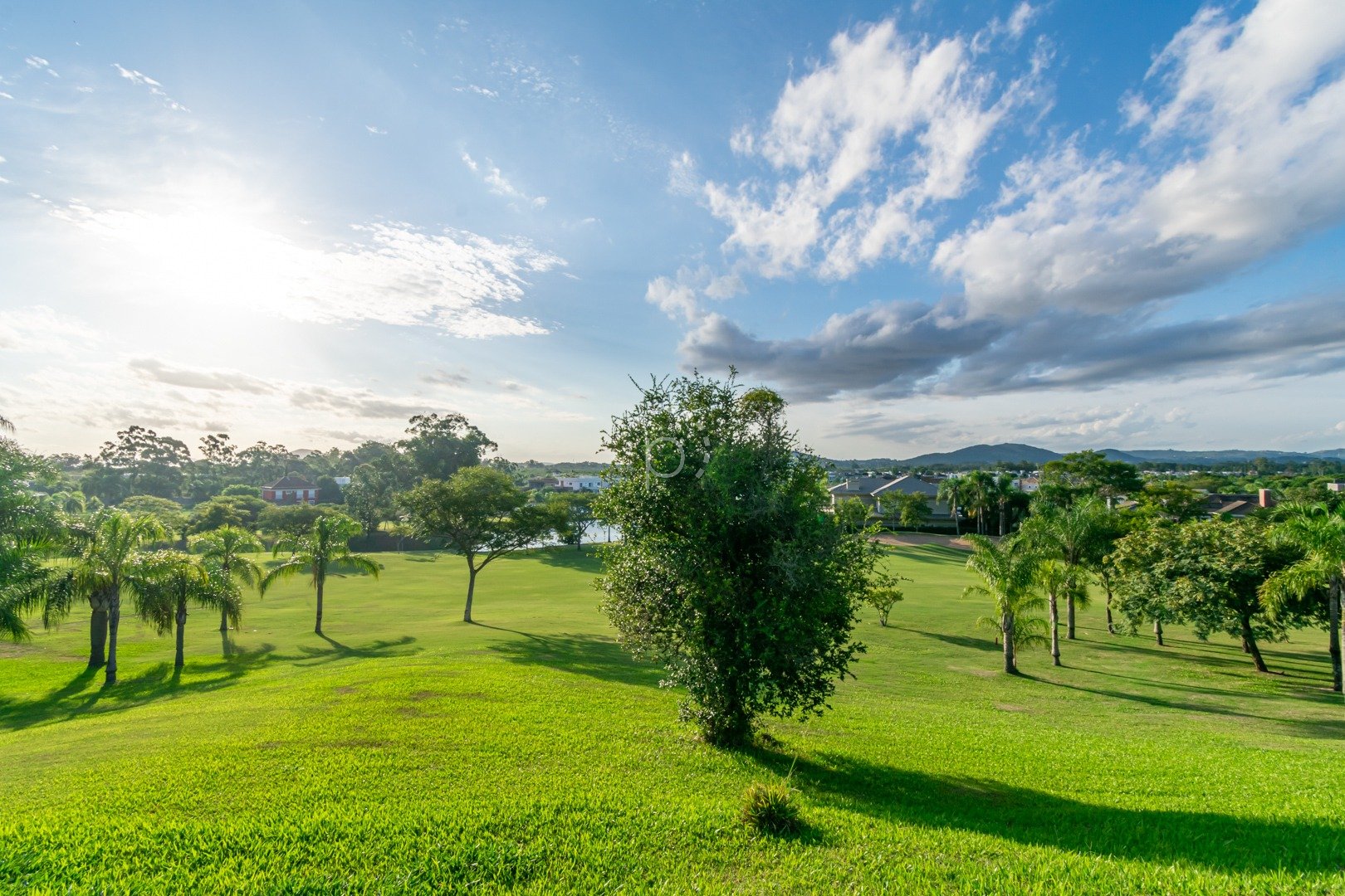Casa em Condomínio para alugar com 600m², 5 quartos, 5 suítes, 4 vagas no bairro Terra Ville em Porto Alegre - Foto 12