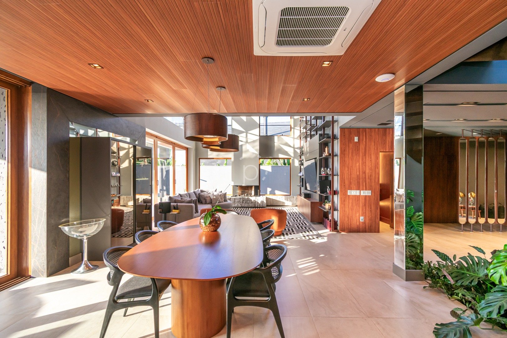 Casa em Condomínio para alugar com 600m², 5 quartos, 5 suítes, 4 vagas no bairro Terra Ville em Porto Alegre - Foto 22