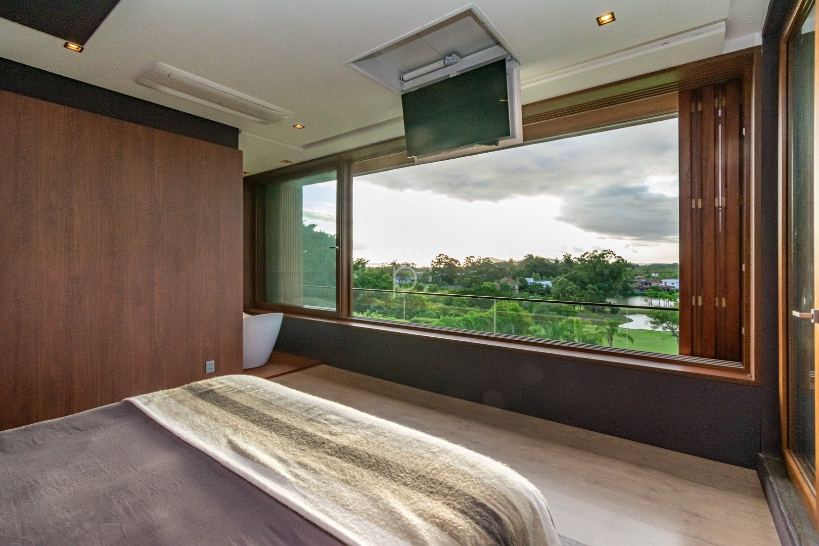 Casa em Condomínio para alugar com 600m², 5 quartos, 5 suítes, 4 vagas no bairro Terra Ville em Porto Alegre - Foto 30