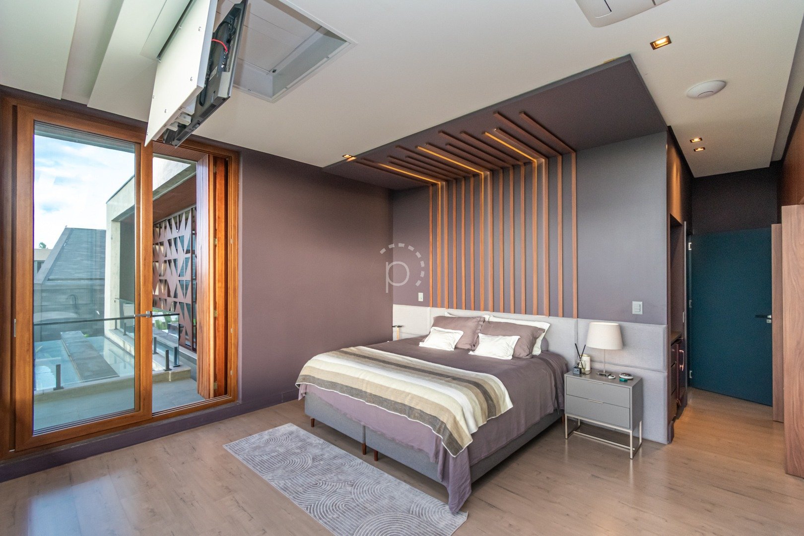 Casa em Condomínio para alugar com 600m², 5 quartos, 5 suítes, 4 vagas no bairro Terra Ville em Porto Alegre - Foto 33