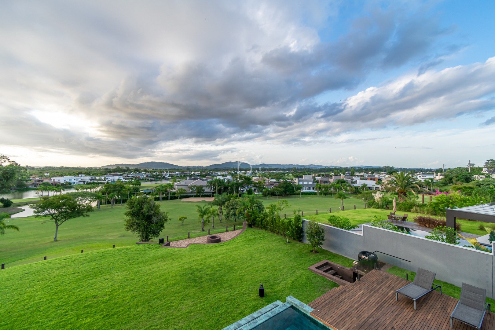 Casa em Condomínio para alugar com 600m², 5 quartos, 5 suítes, 4 vagas no bairro Terra Ville em Porto Alegre - Foto 38