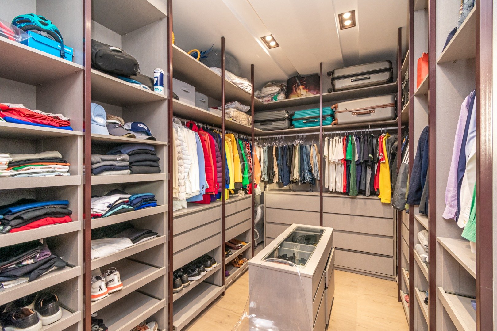 Casa em Condomínio para alugar com 600m², 5 quartos, 5 suítes, 4 vagas no bairro Terra Ville em Porto Alegre - Foto 40