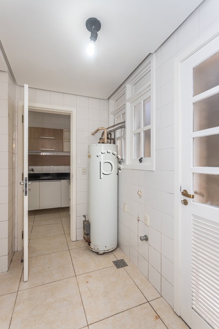 Casa em Condomínio à venda com 197m², 3 quartos, 1 suíte, 2 vagas no bairro Setimo Céu em Porto Alegre - Foto 14