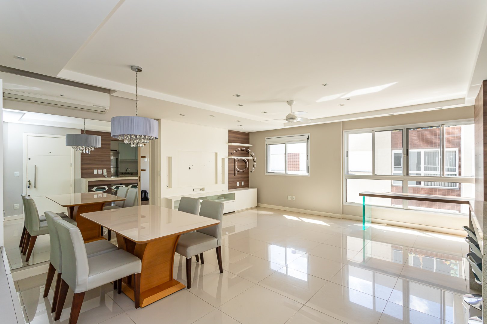 Apartamento à venda com 88m², 3 quartos, 1 suíte, 2 vagas no bairro Tristeza em Porto Alegre - Foto 3