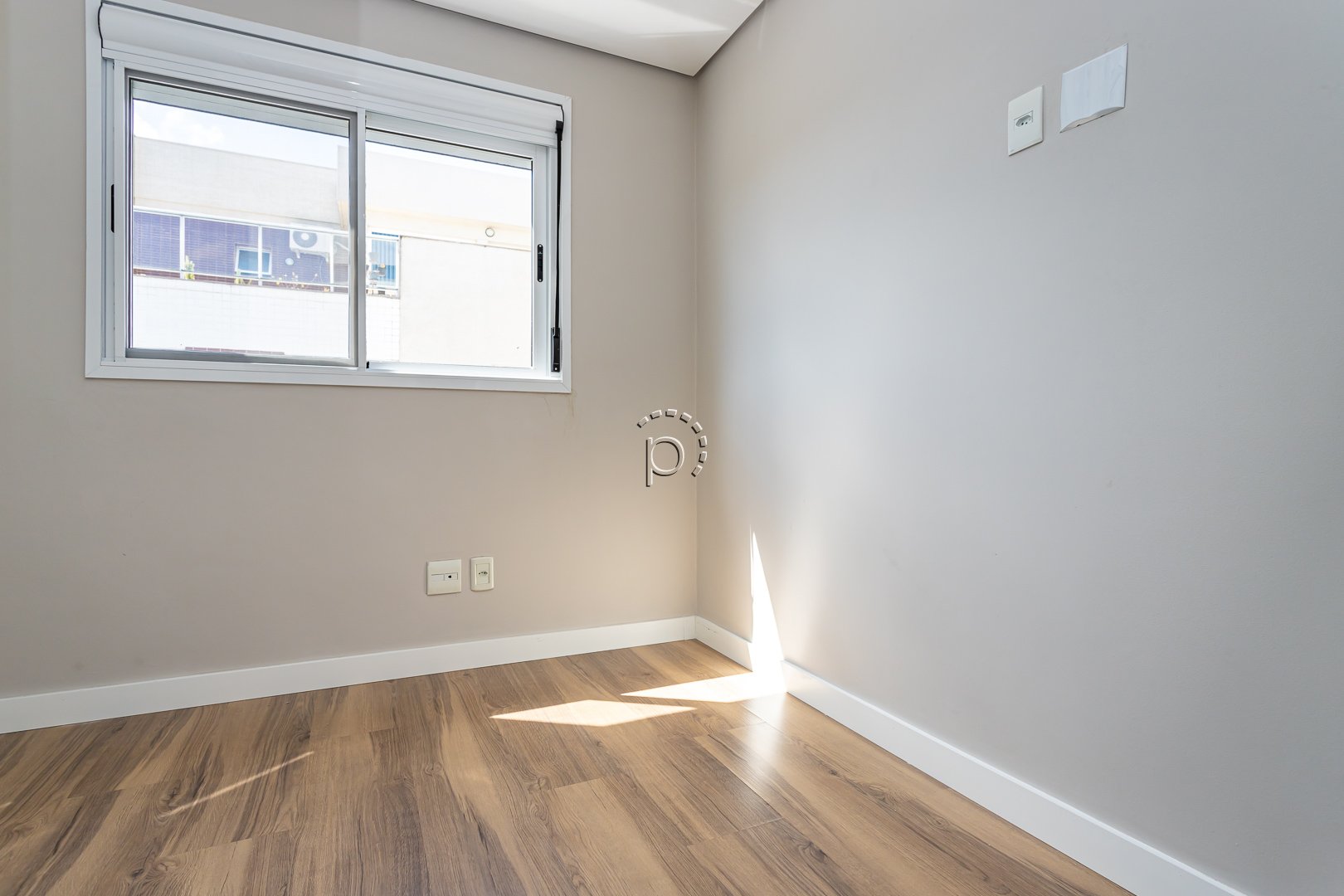 Apartamento à venda com 88m², 3 quartos, 1 suíte, 2 vagas no bairro Tristeza em Porto Alegre - Foto 14