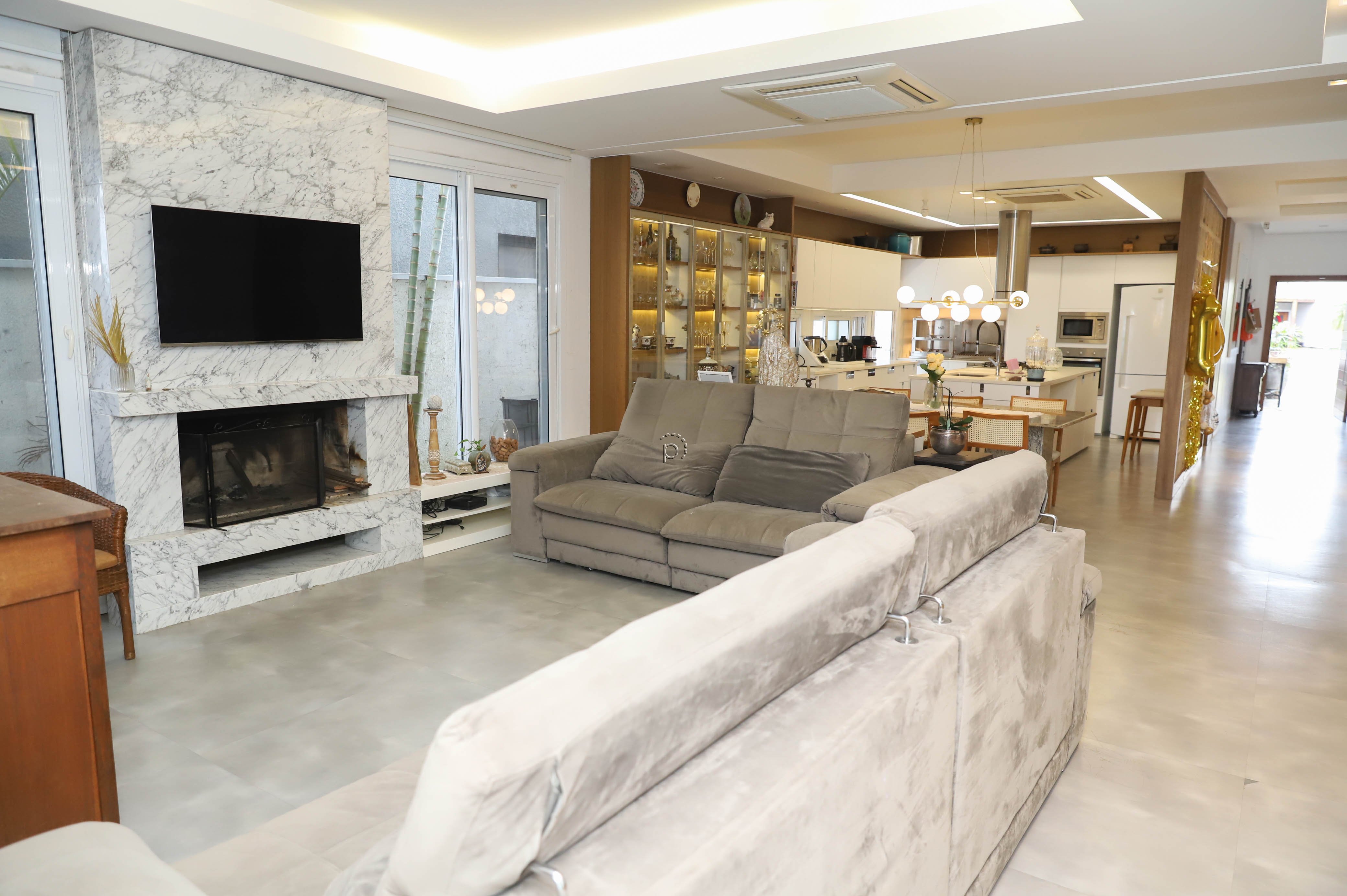 Casa em Condomínio à venda com 484m², 5 quartos, 5 suítes, 4 vagas no bairro Terra Ville em Porto Alegre - Foto 3