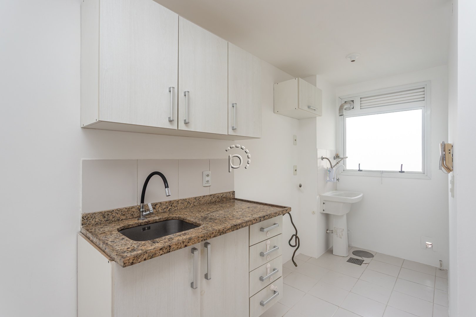 Apartamento para alugar com 69m², 3 quartos, 1 vaga no bairro Tristeza em Porto Alegre - Foto 3