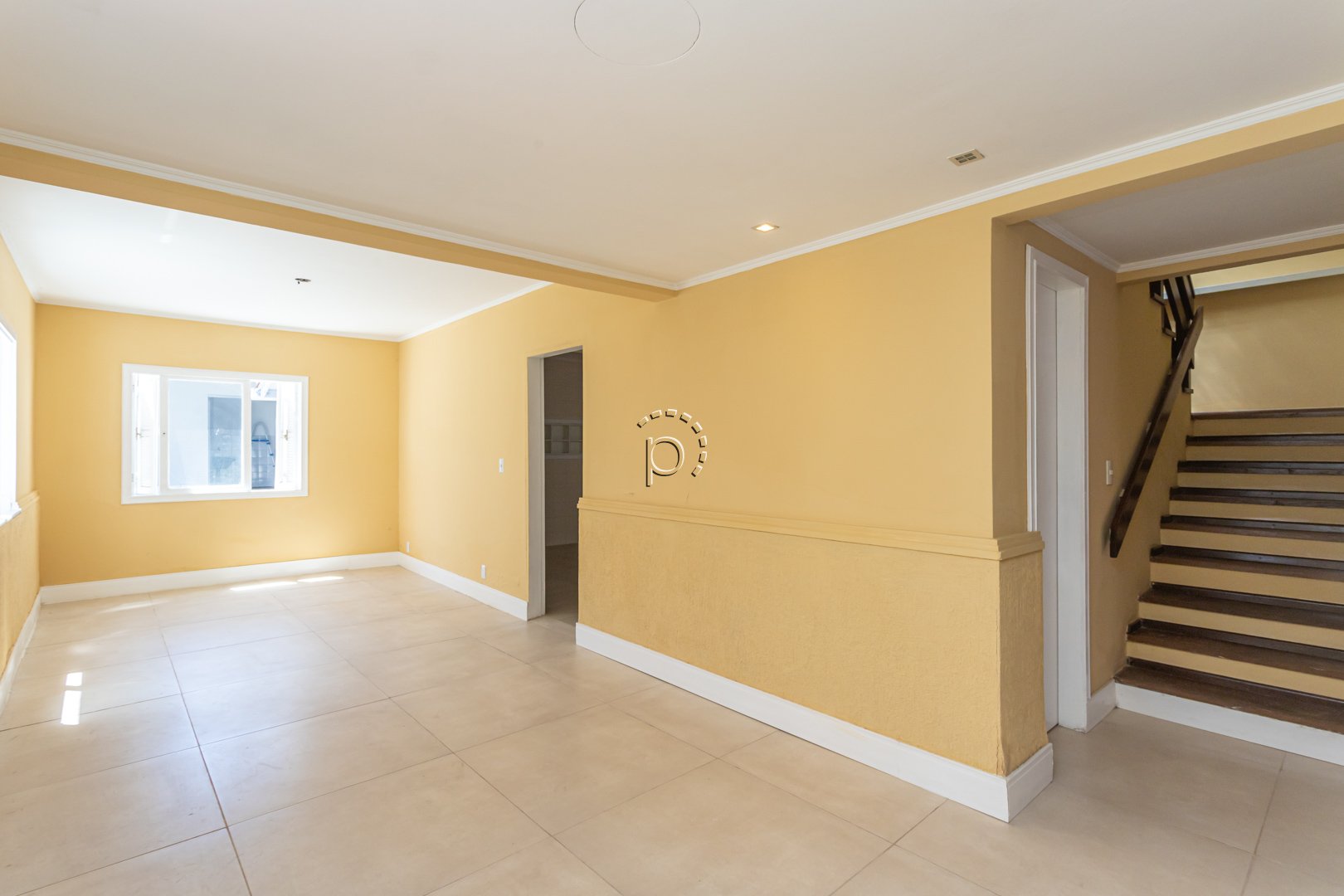 Casa à venda com 328m², 4 quartos, 1 suíte, 8 vagas no bairro Ipanema em Porto Alegre - Foto 8