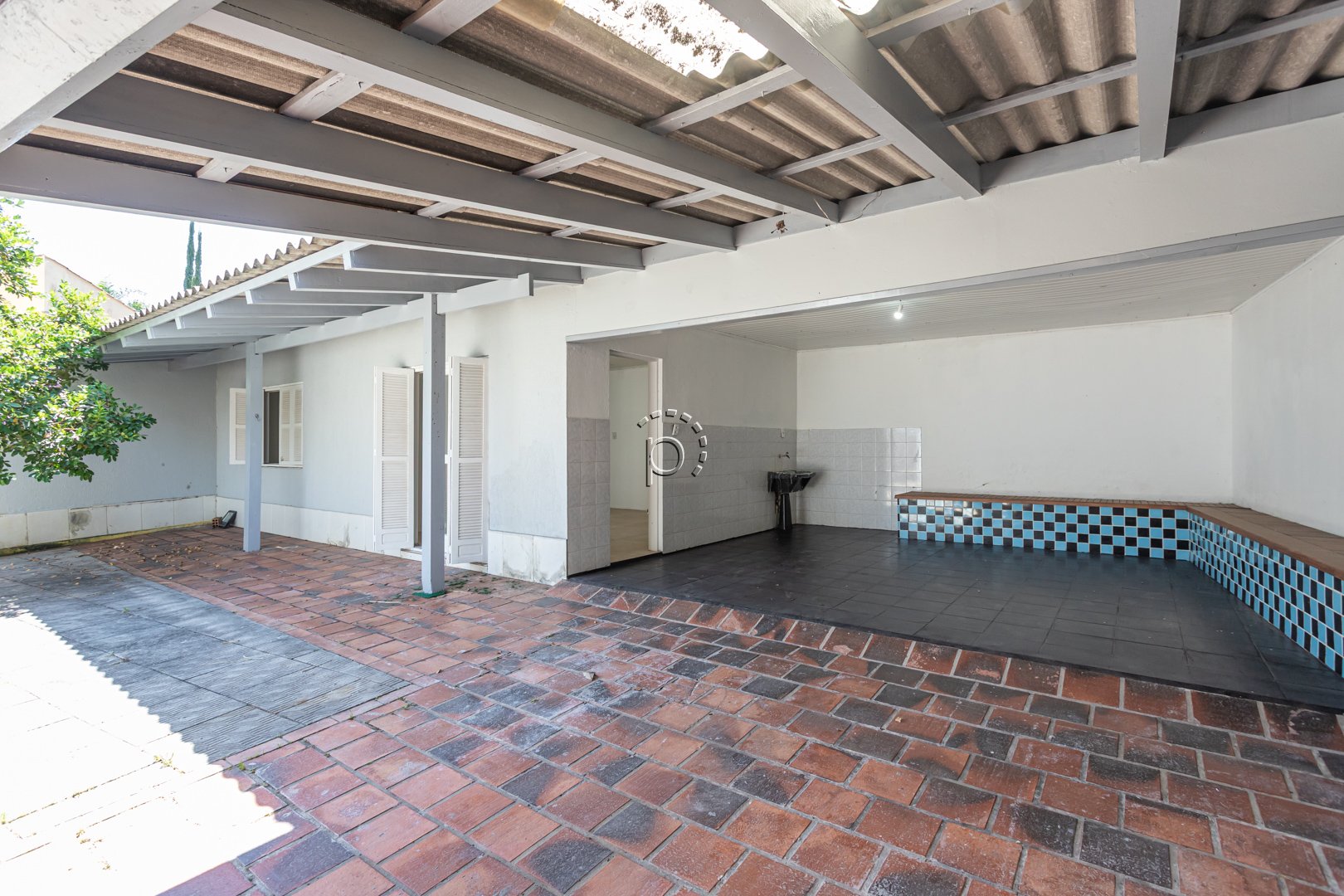 Casa à venda com 328m², 4 quartos, 1 suíte, 8 vagas no bairro Ipanema em Porto Alegre - Foto 50