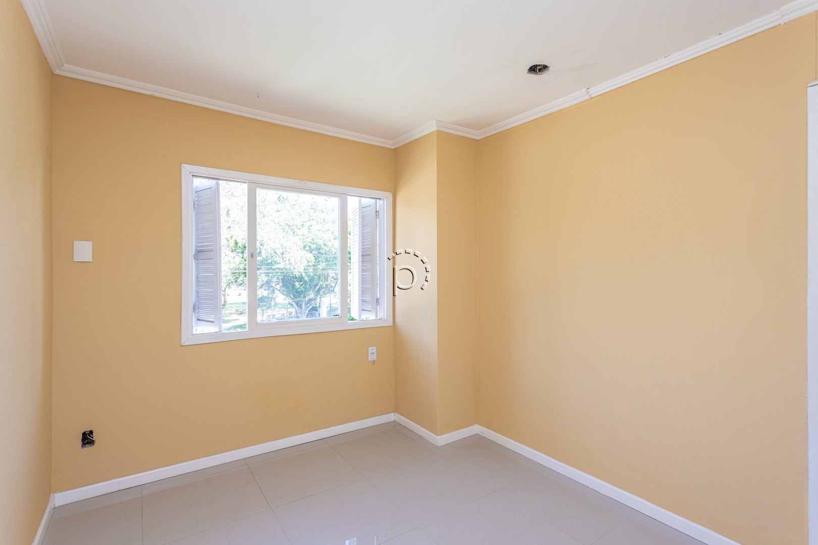 Casa à venda com 328m², 4 quartos, 1 suíte, 8 vagas no bairro Ipanema em Porto Alegre - Foto 26