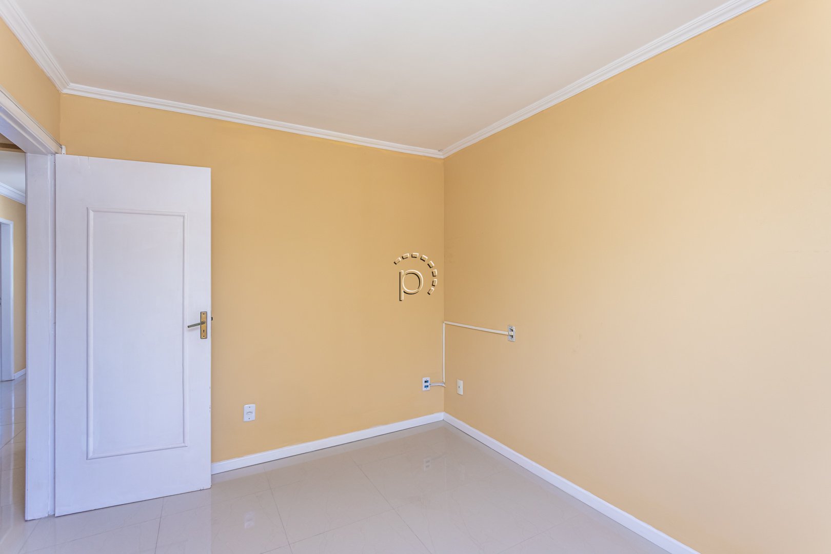 Casa à venda com 328m², 4 quartos, 1 suíte, 8 vagas no bairro Ipanema em Porto Alegre - Foto 28