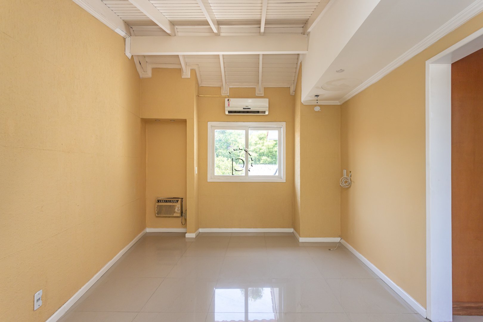 Casa à venda com 328m², 4 quartos, 1 suíte, 8 vagas no bairro Ipanema em Porto Alegre - Foto 36